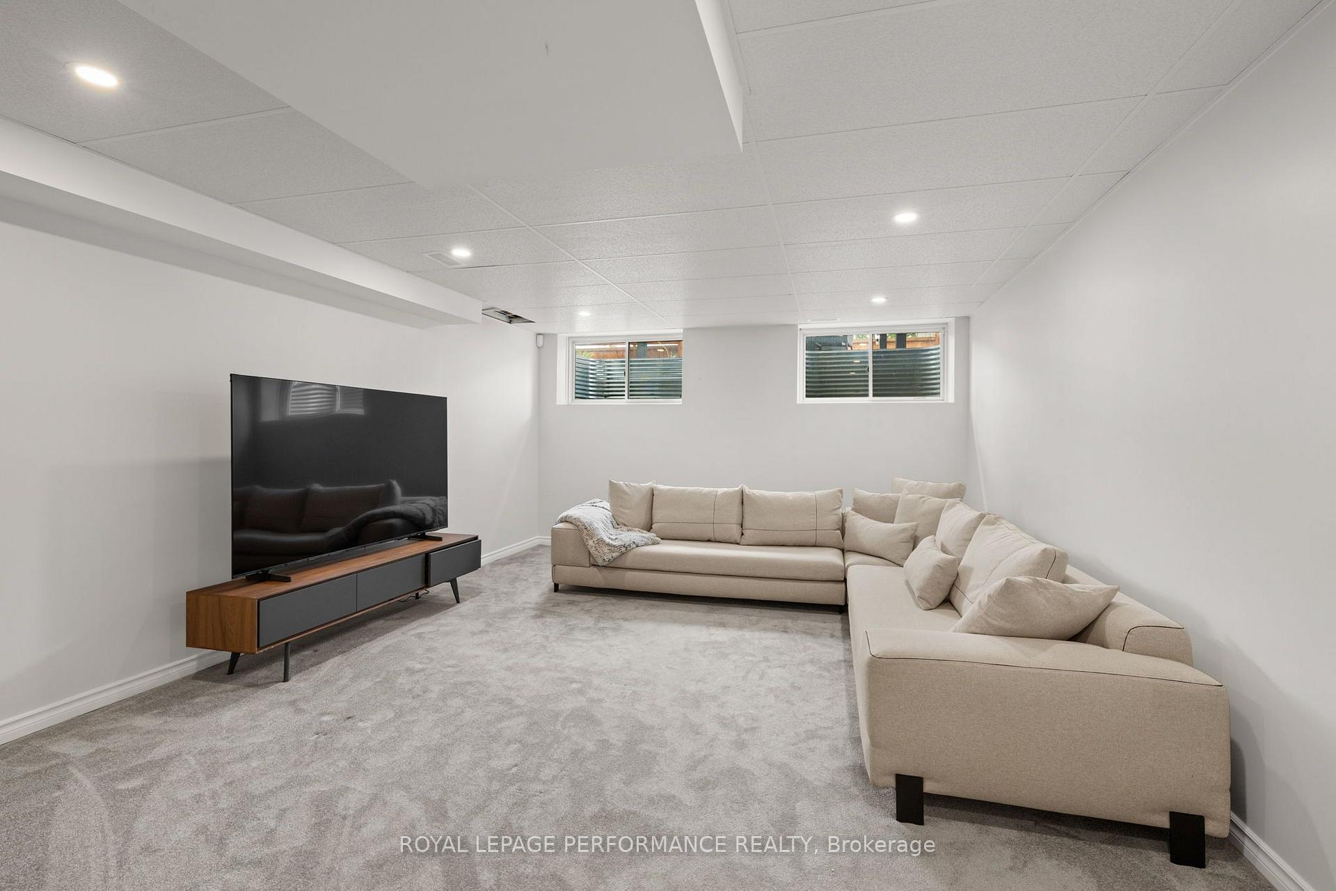 Photo 37 of 210 Spindrift Circle, Ottawa, Mahogany Community — HOMEH