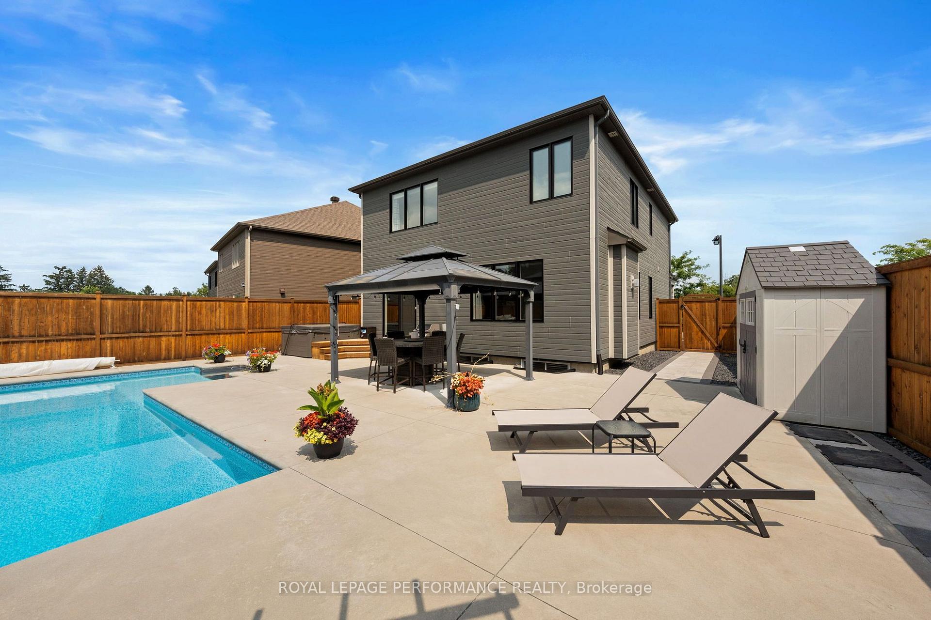 Photo 40 of 210 Spindrift Circle, Ottawa, Mahogany Community — HOMEH