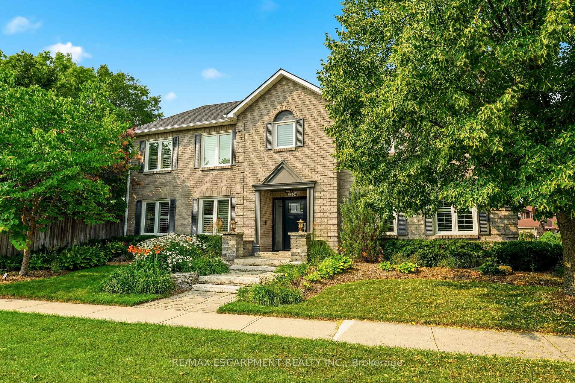 Photo 1 of 1154 Windrush Drive, Oakville, Glen Abbey — HOMEH