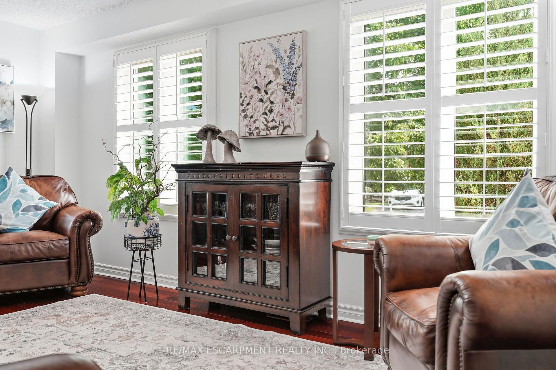 Photo 6 of 1154 Windrush Drive, Oakville, Glen Abbey — HOMEH