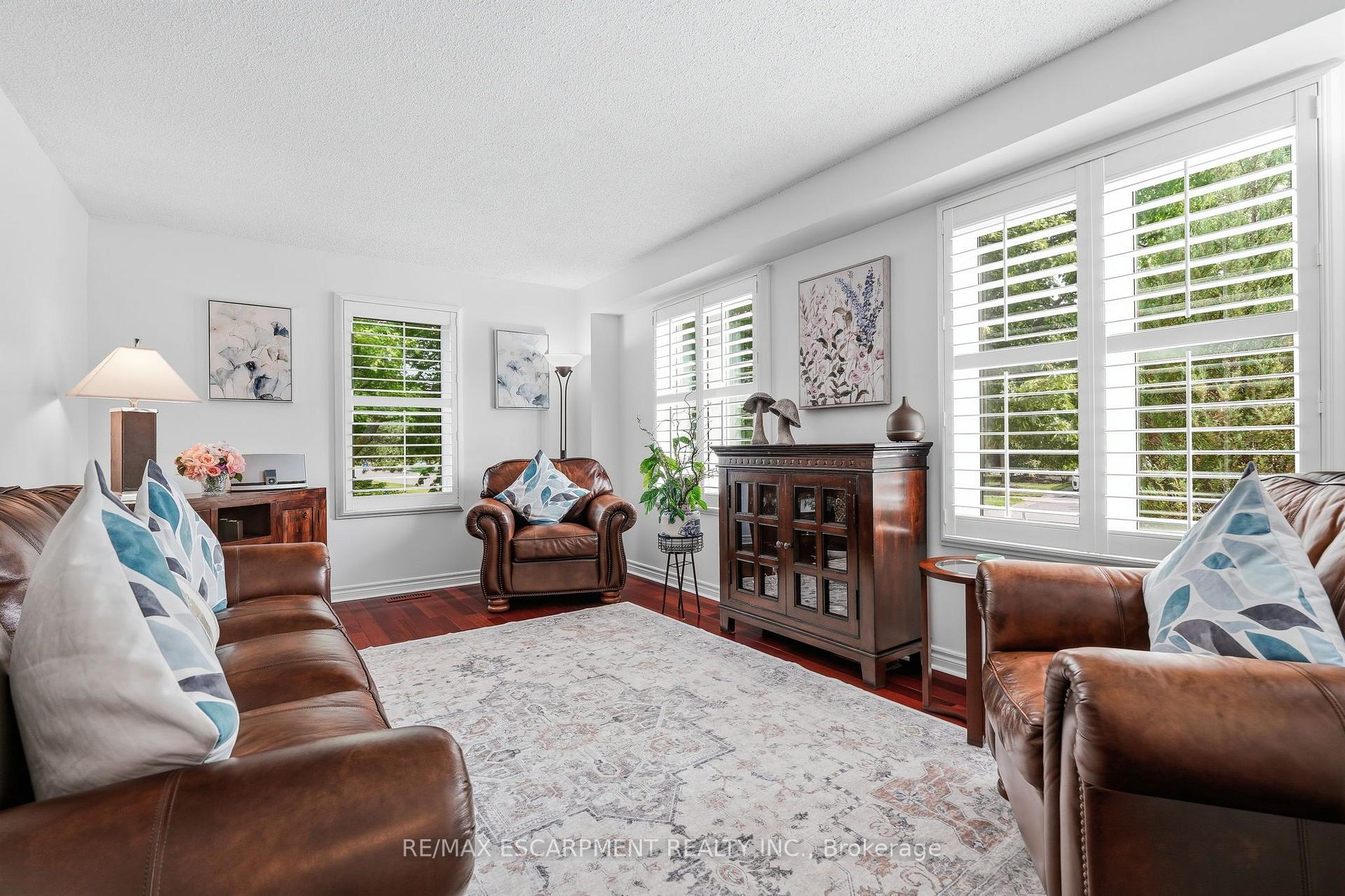 Photo 7 of 1154 Windrush Drive, Oakville, Glen Abbey — HOMEH