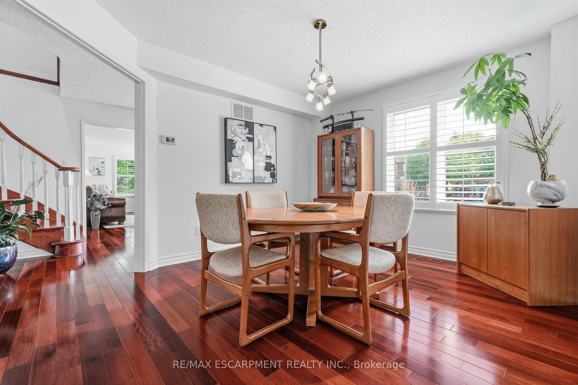 Photo 11 of 1154 Windrush Drive, Oakville, Glen Abbey — HOMEH