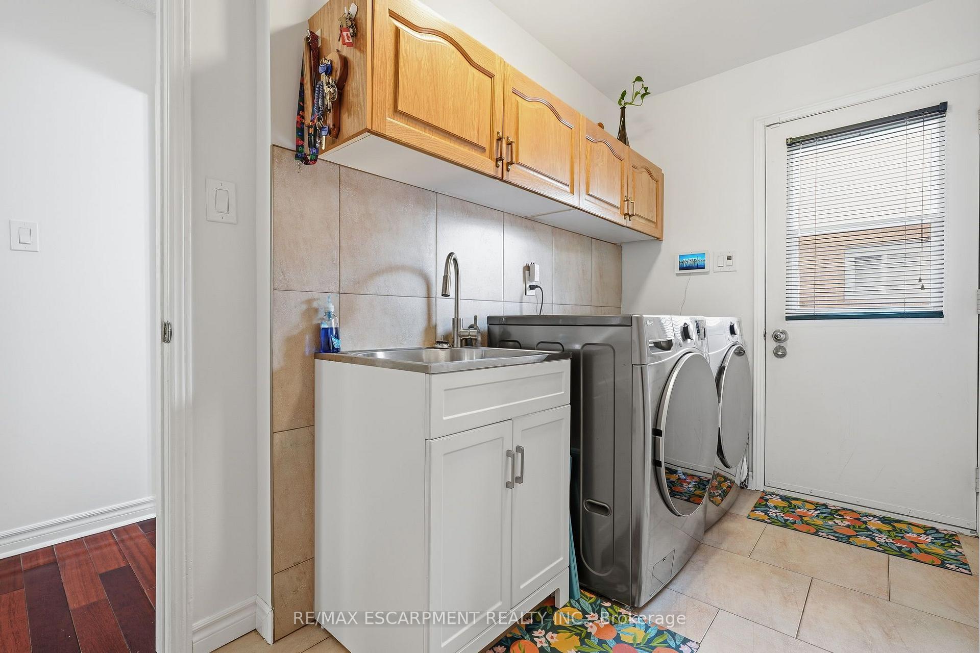 Photo 24 of 1154 Windrush Drive, Oakville, Glen Abbey — HOMEH