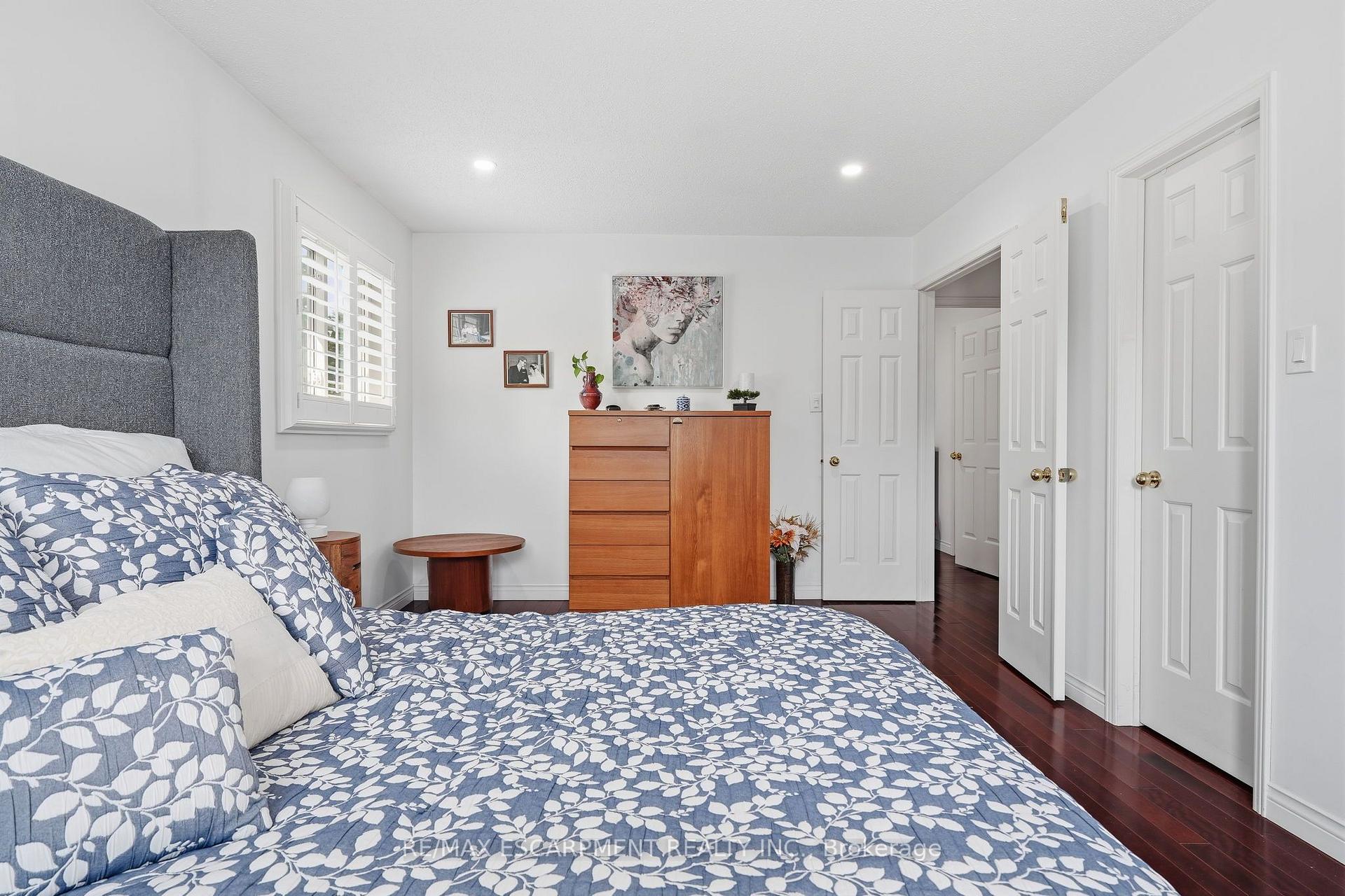 Photo 29 of 1154 Windrush Drive, Oakville, Glen Abbey — HOMEH