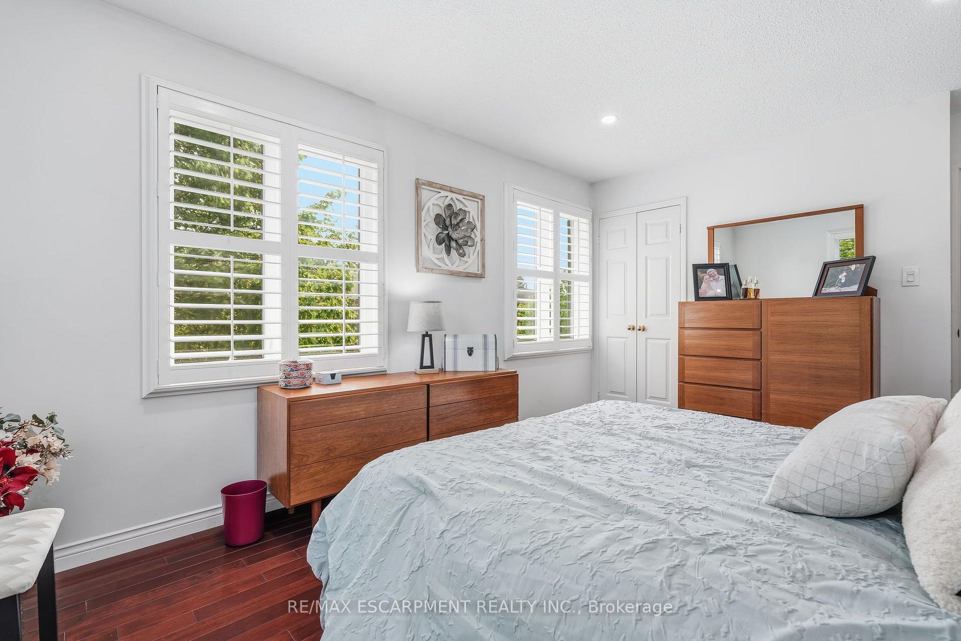 Photo 35 of 1154 Windrush Drive, Oakville, Glen Abbey — HOMEH