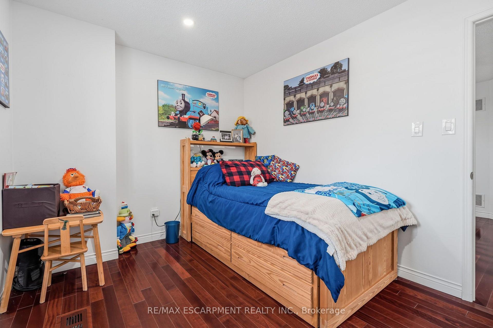 Photo 37 of 1154 Windrush Drive, Oakville, Glen Abbey — HOMEH