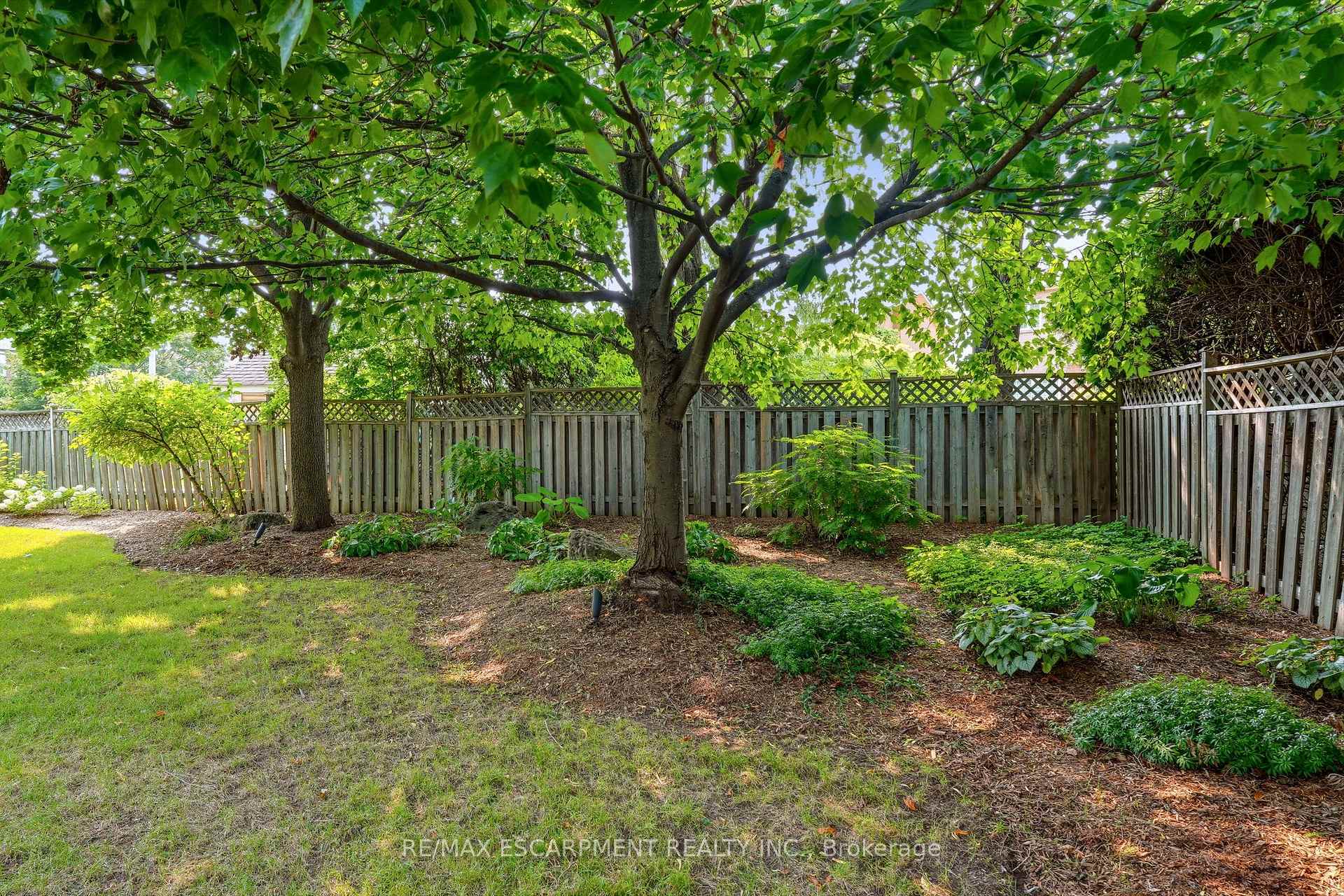 Photo 40 of 1154 Windrush Drive, Oakville, Glen Abbey — HOMEH