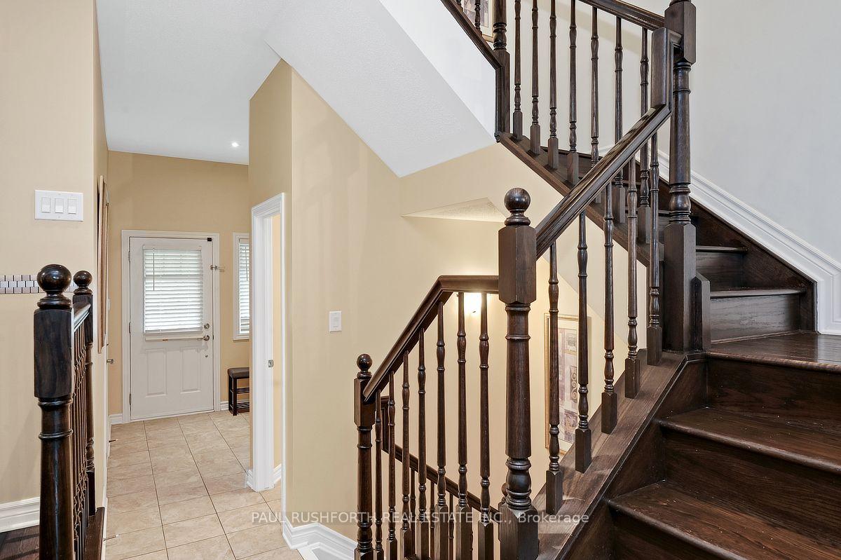Photo 4 of 668 Petrichor Crescent, Ottawa, Avalon West — HOMEH