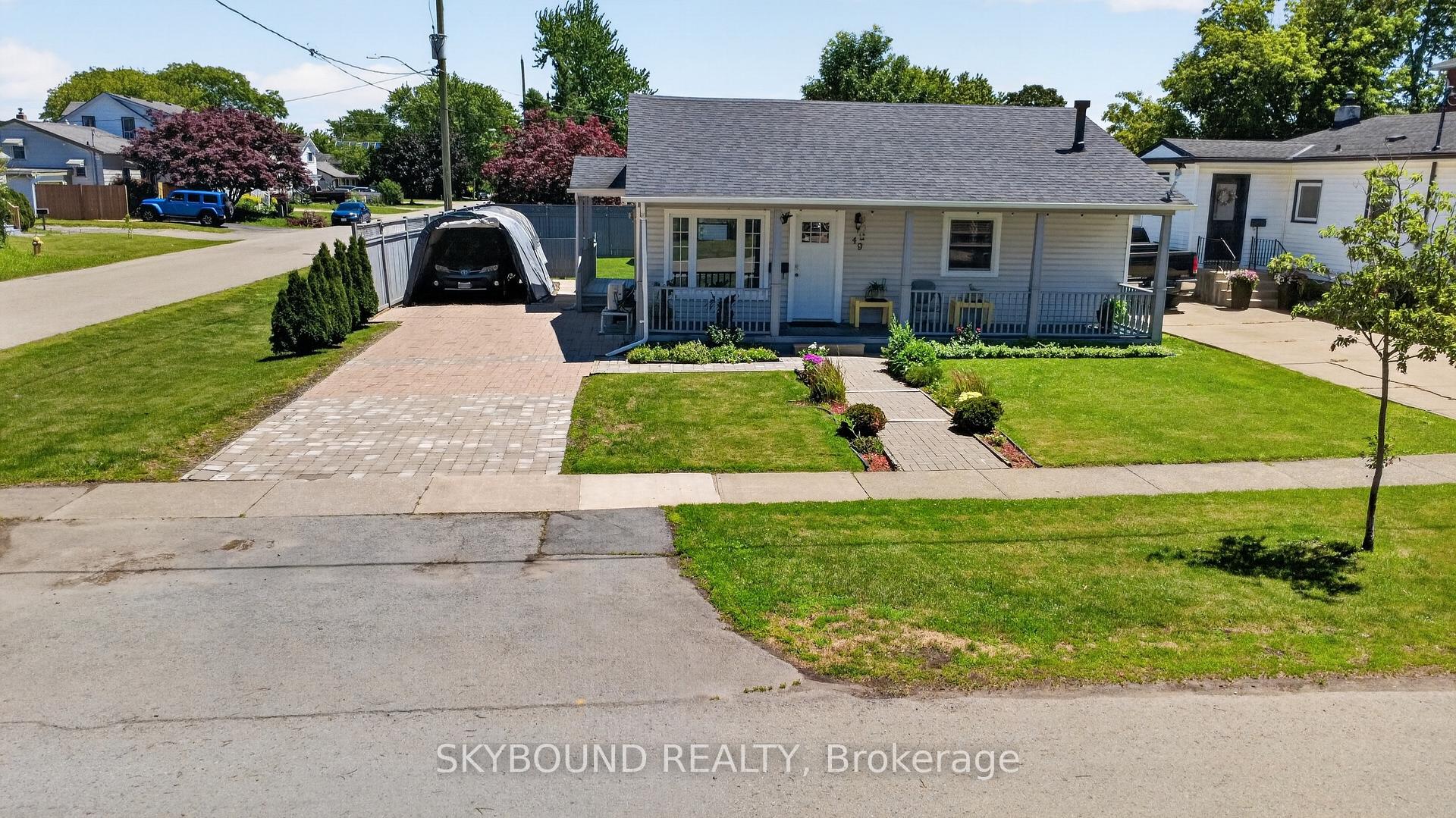 Photo 4 of 49 Powerview Avenue, St. Catharines, Western Hill — HOMEH