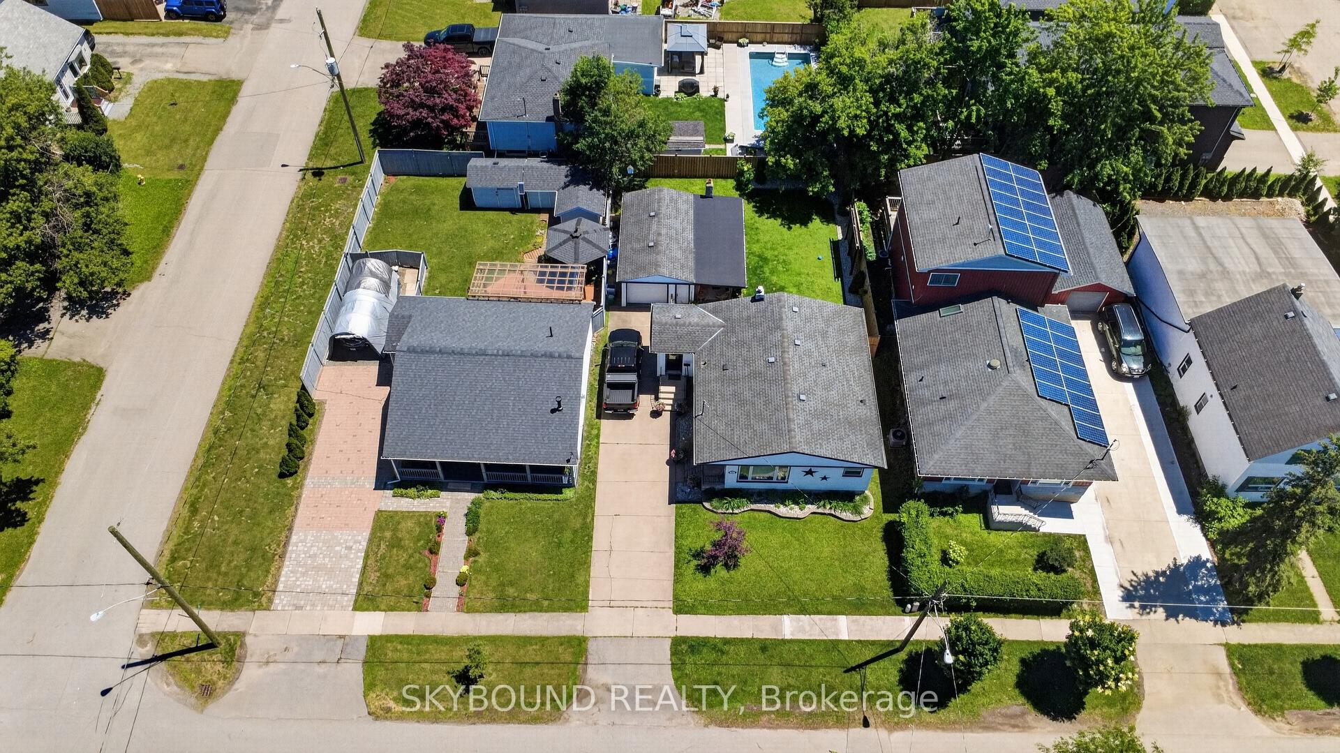 Photo 28 of 49 Powerview Avenue, St. Catharines, Western Hill — HOMEH