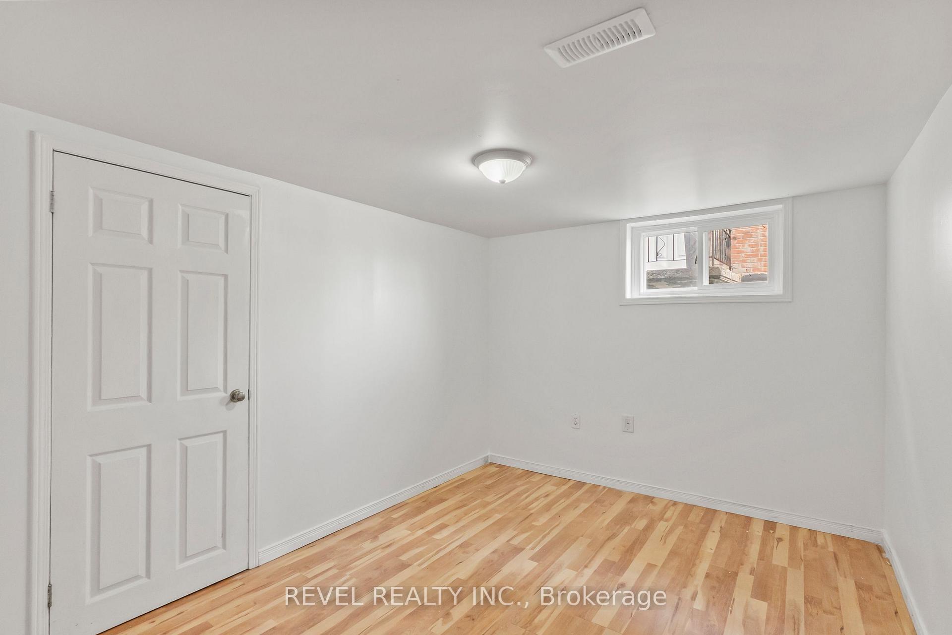 Photo 23 of 863 Ritson Road S, Oshawa, Lakeview — HOMEH