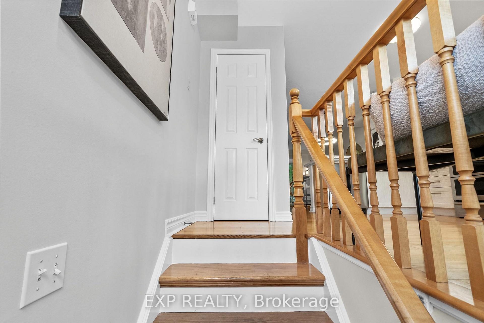 Photo 3 of Unit 55, 3480 Upper Middle Road, Burlington, Palmer — HOMEH