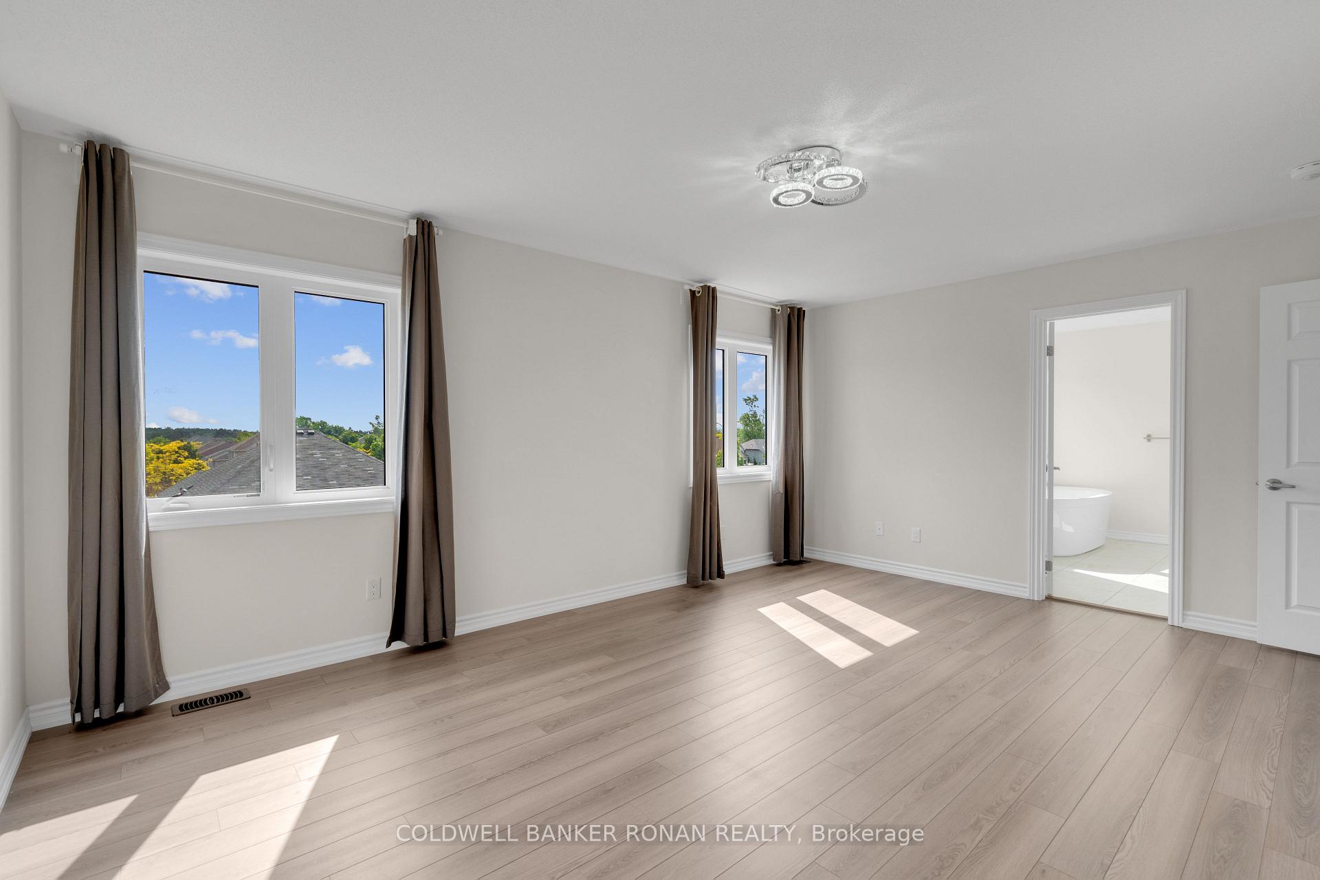 Photo 24 of 203 Roy Drive, Clearview, Stayner — HOMEH