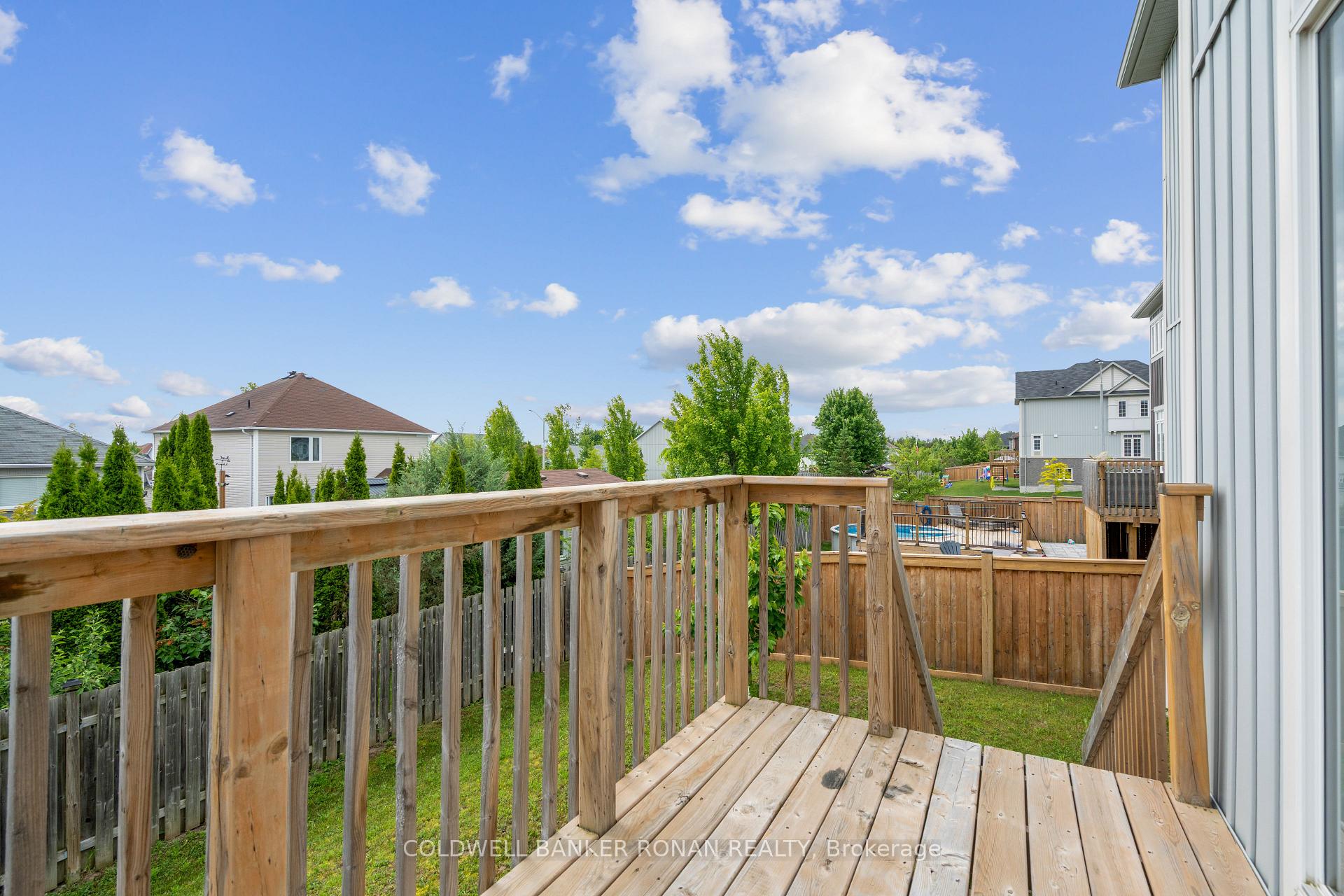 Photo 34 of 203 Roy Drive, Clearview, Stayner — HOMEH