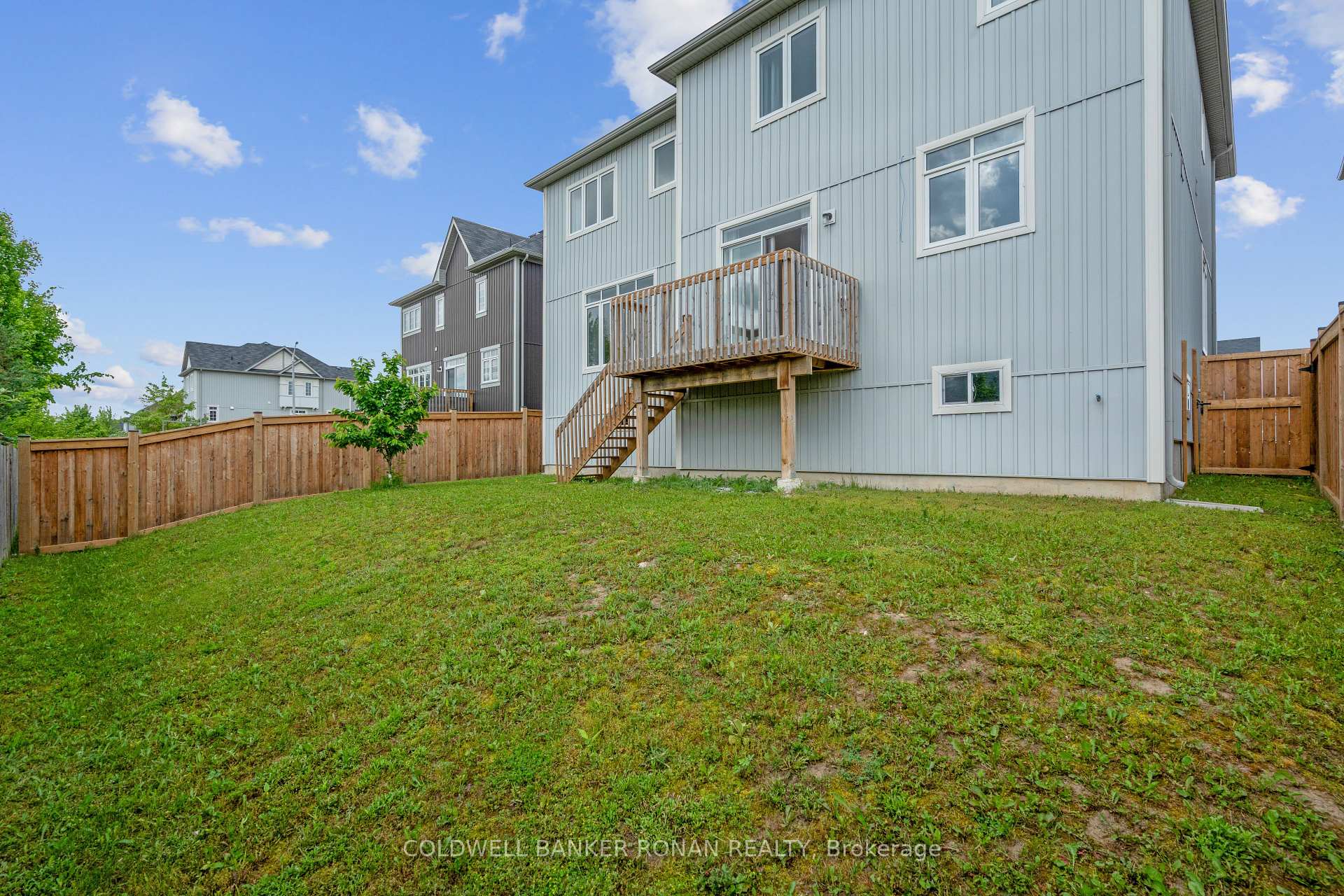 Photo 35 of 203 Roy Drive, Clearview, Stayner — HOMEH