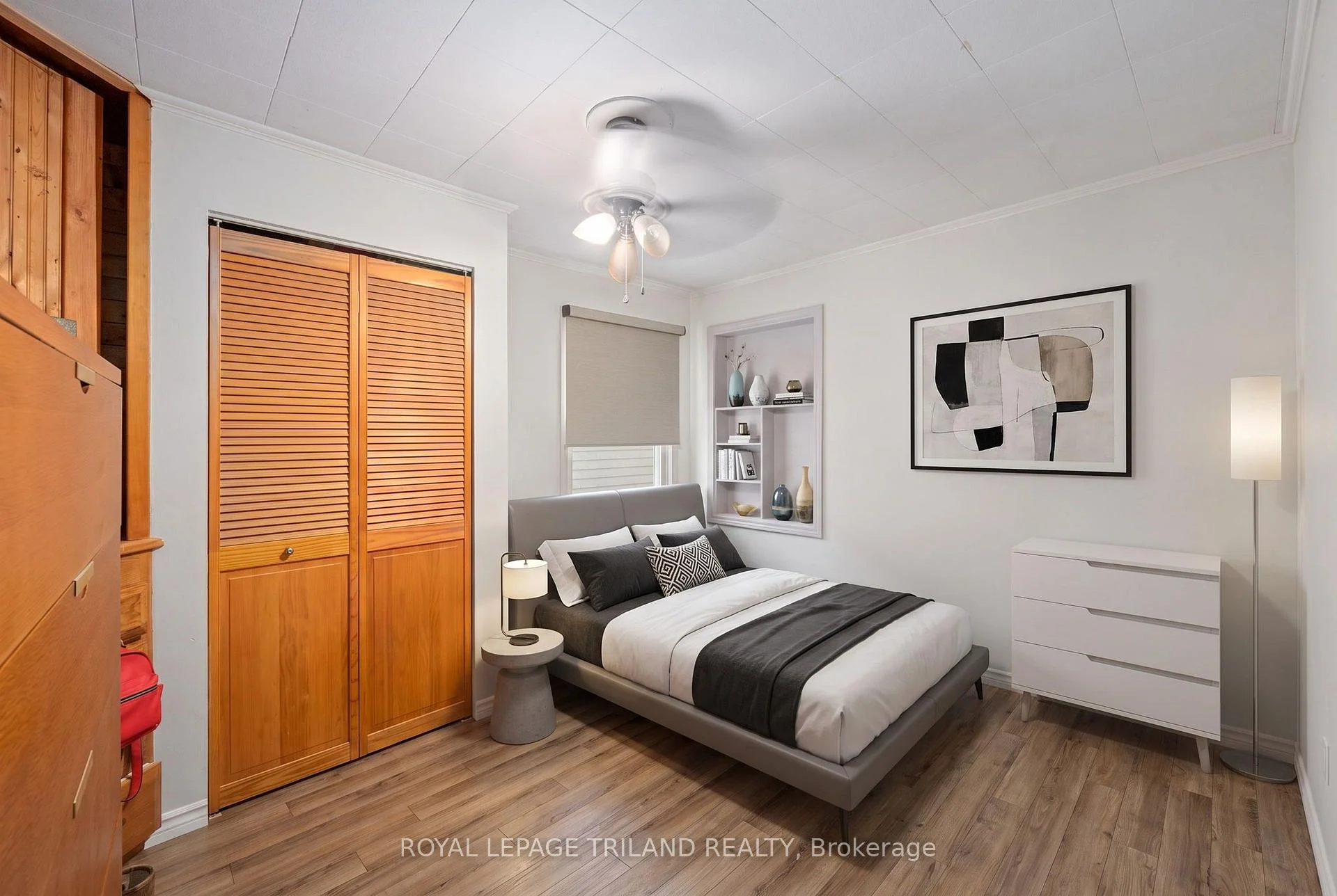 Photo 43 of 191 Elgin Street, London, East M — HOMEH
