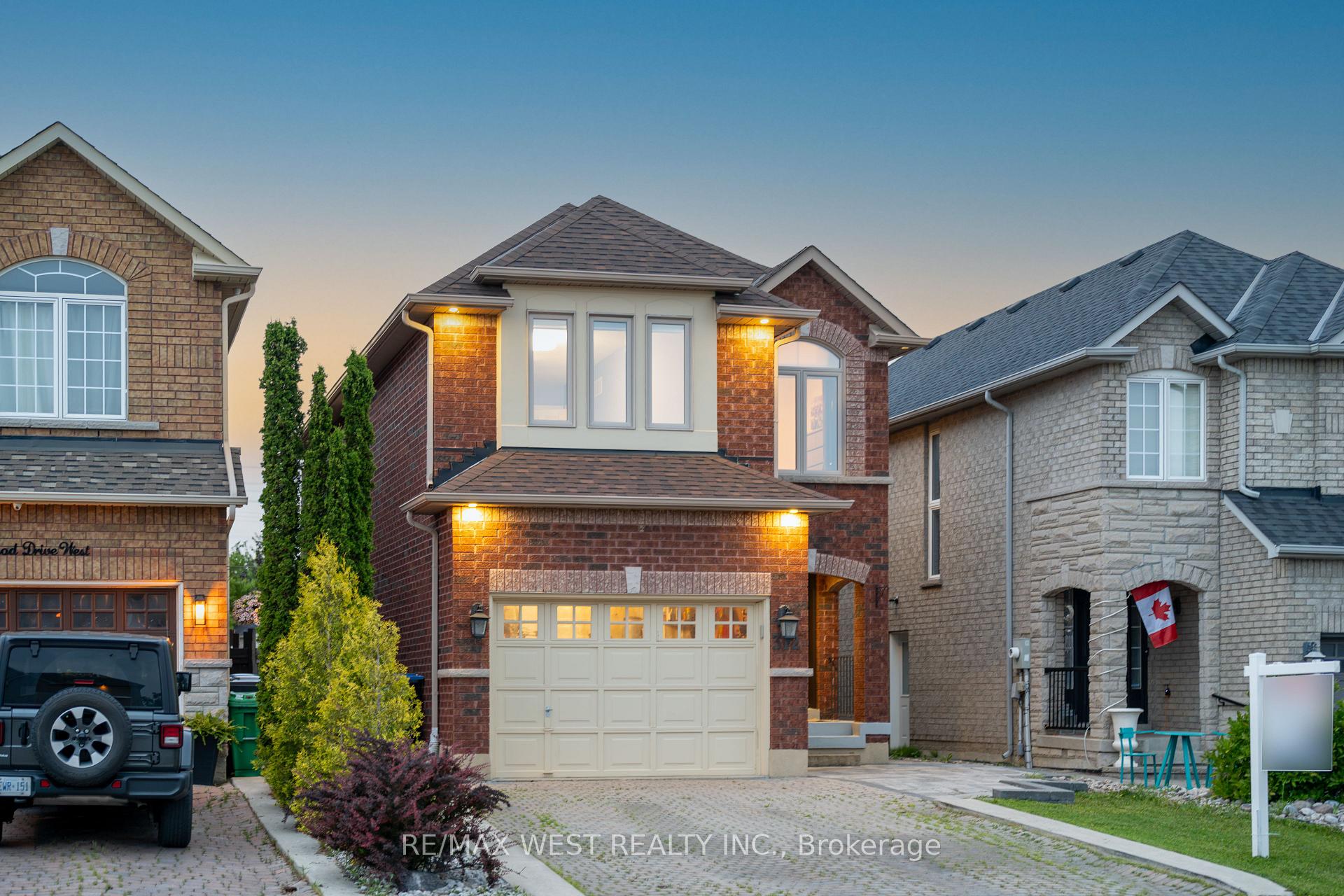 Photo 2 of 312 Ellwood Drive W, Caledon, Bolton West — HOMEH