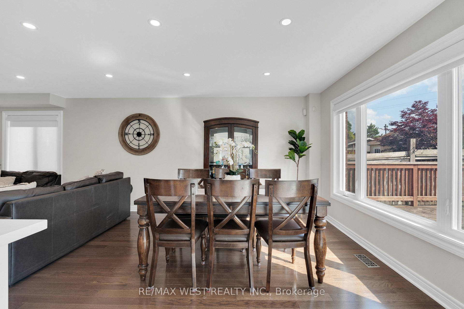 Photo 14 of 312 Ellwood Drive W, Caledon, Bolton West — HOMEH