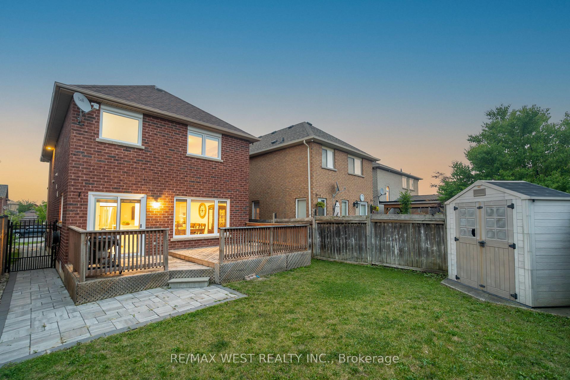 Photo 32 of 312 Ellwood Drive W, Caledon, Bolton West — HOMEH