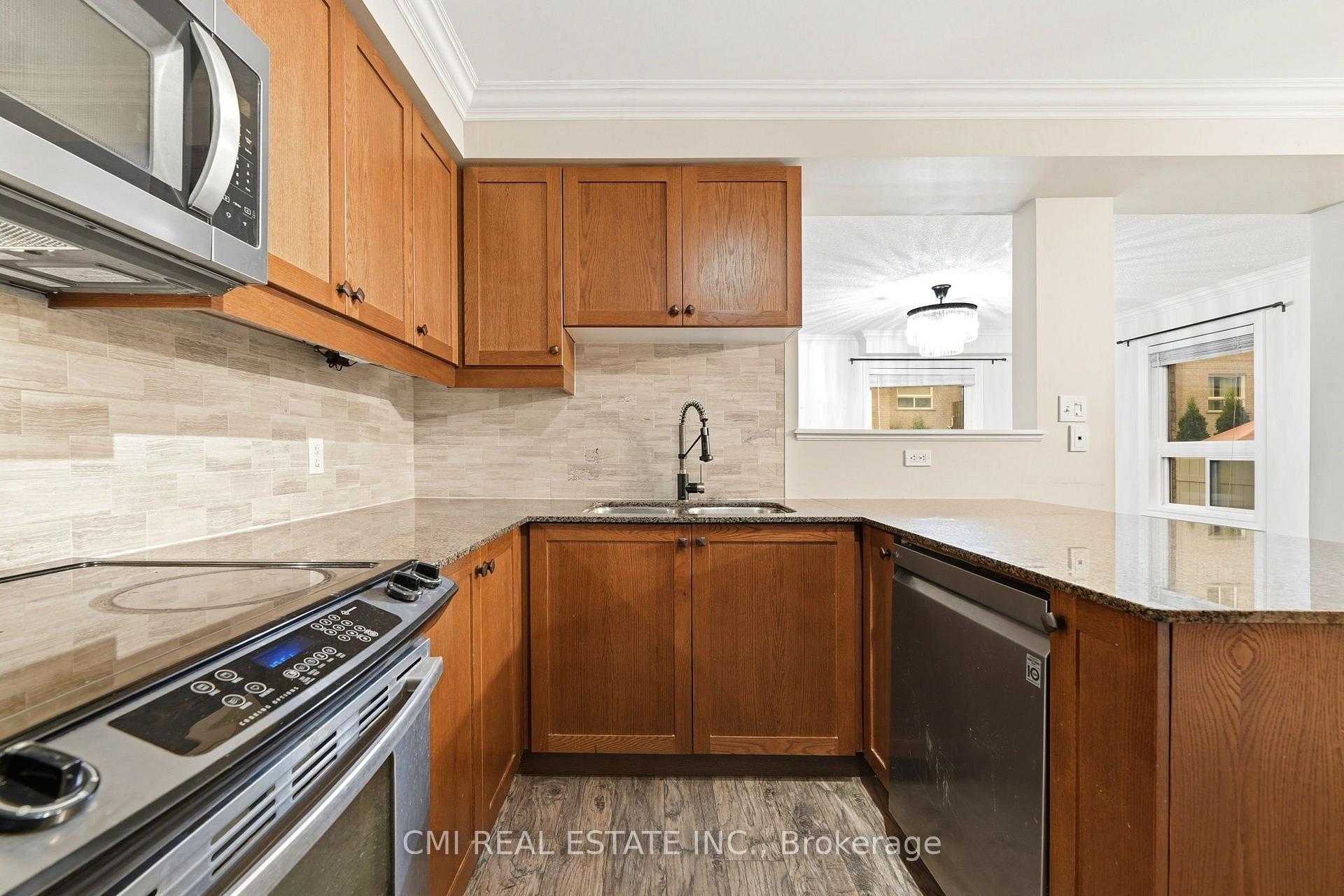 Photo 19 of Unit 7, 460 Woodmount Drive, Oshawa, Samac — HOMEH