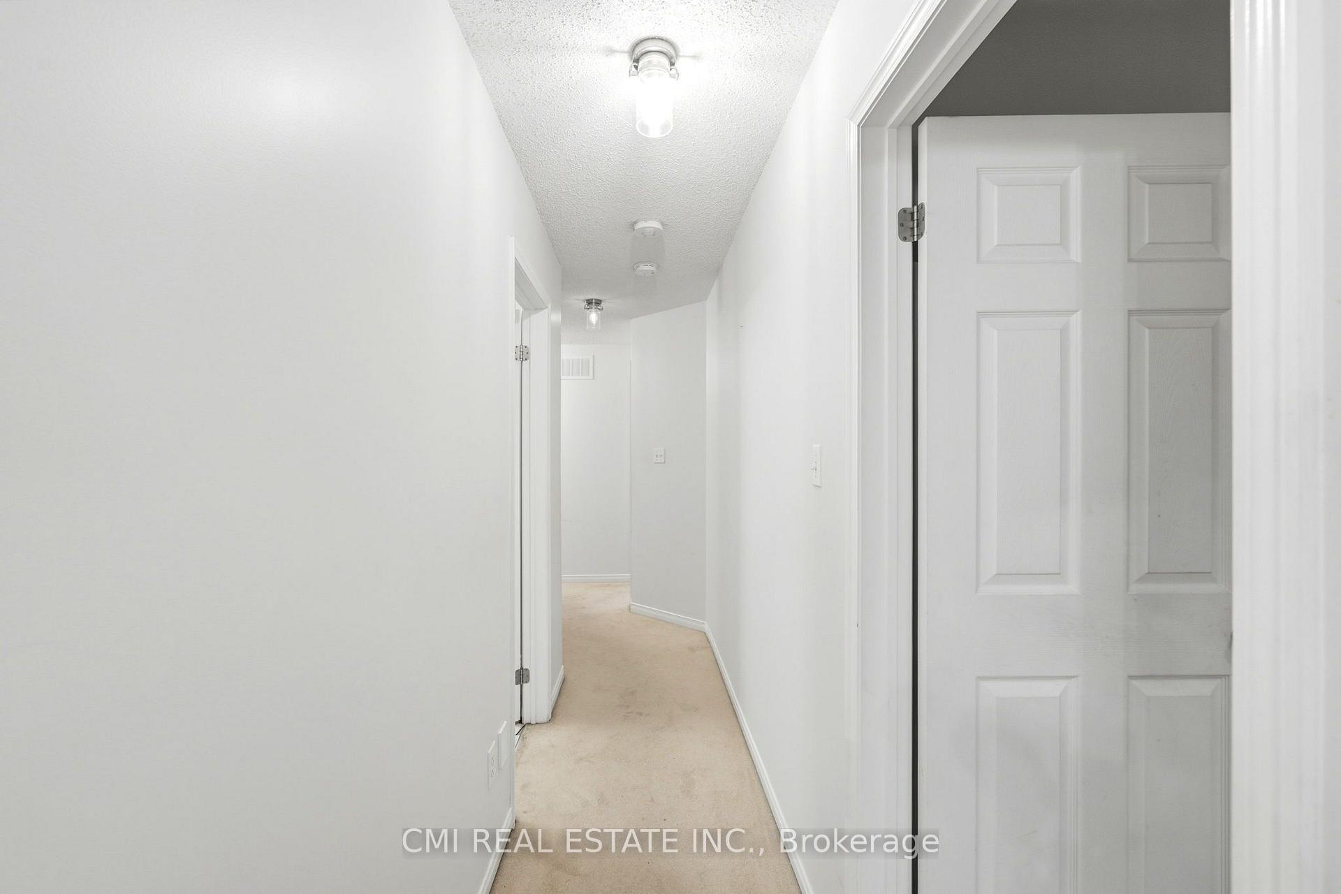 Photo 22 of Unit 7, 460 Woodmount Drive, Oshawa, Samac — HOMEH
