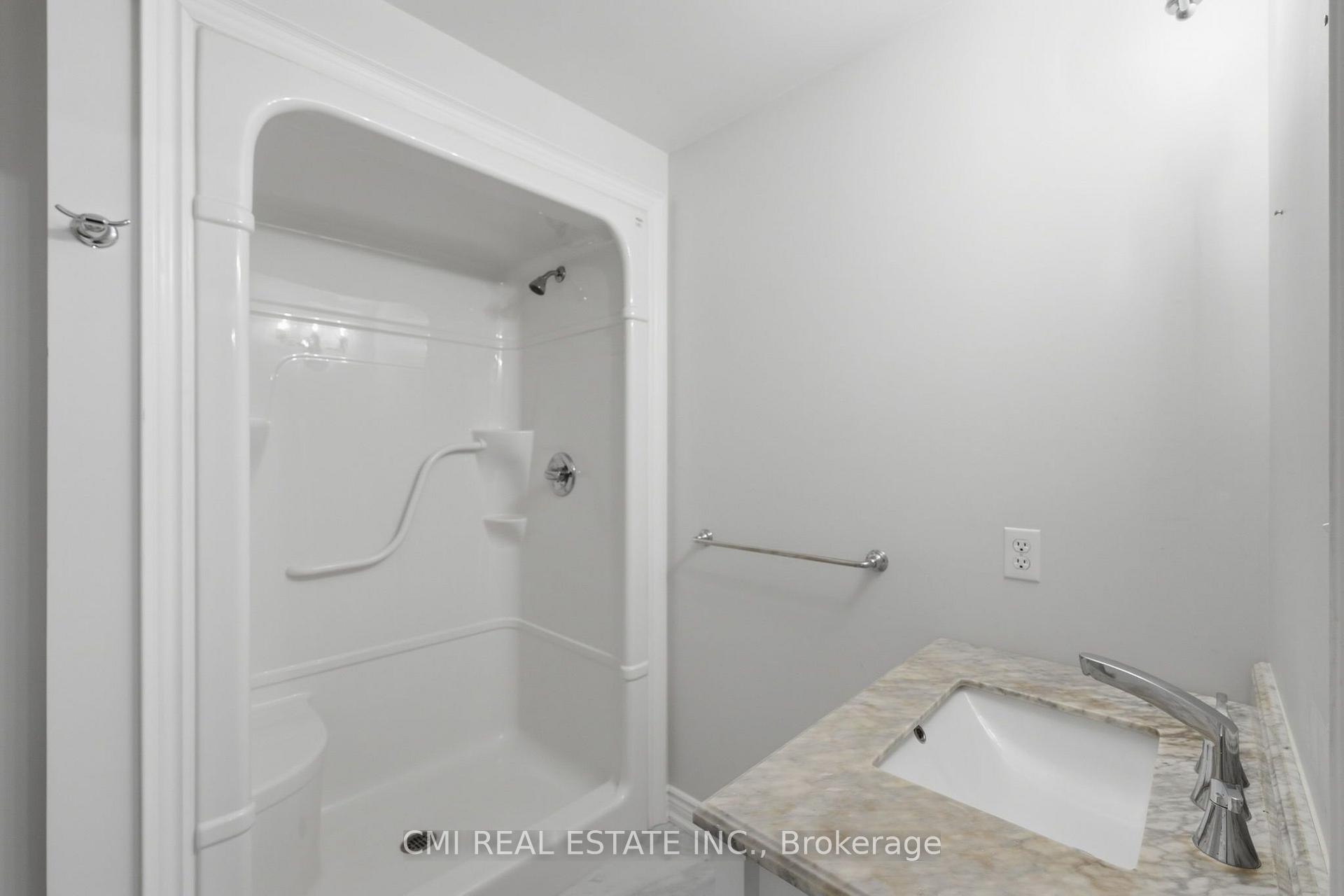 Photo 29 of Unit 7, 460 Woodmount Drive, Oshawa, Samac — HOMEH
