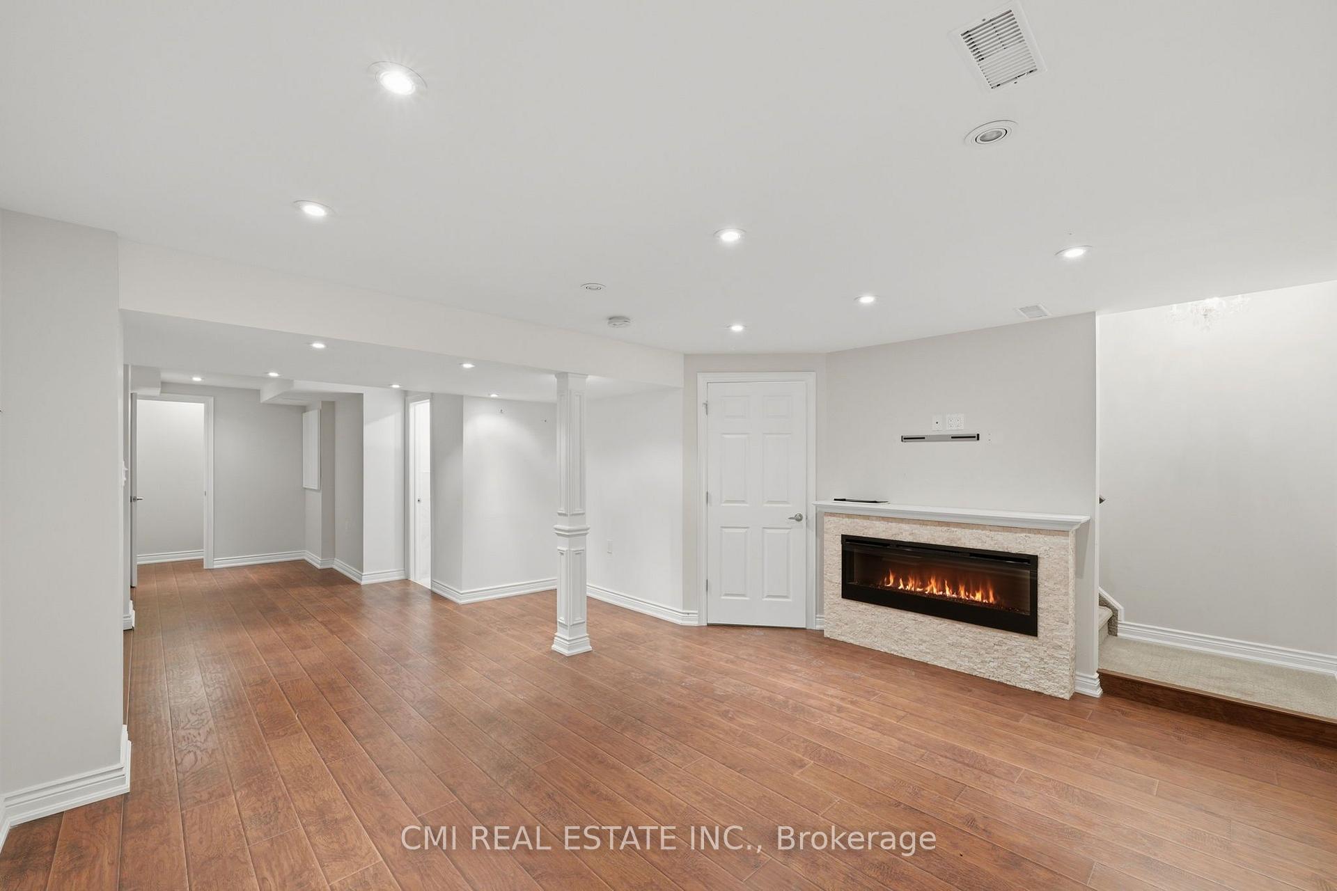 Photo 33 of Unit 7, 460 Woodmount Drive, Oshawa, Samac — HOMEH