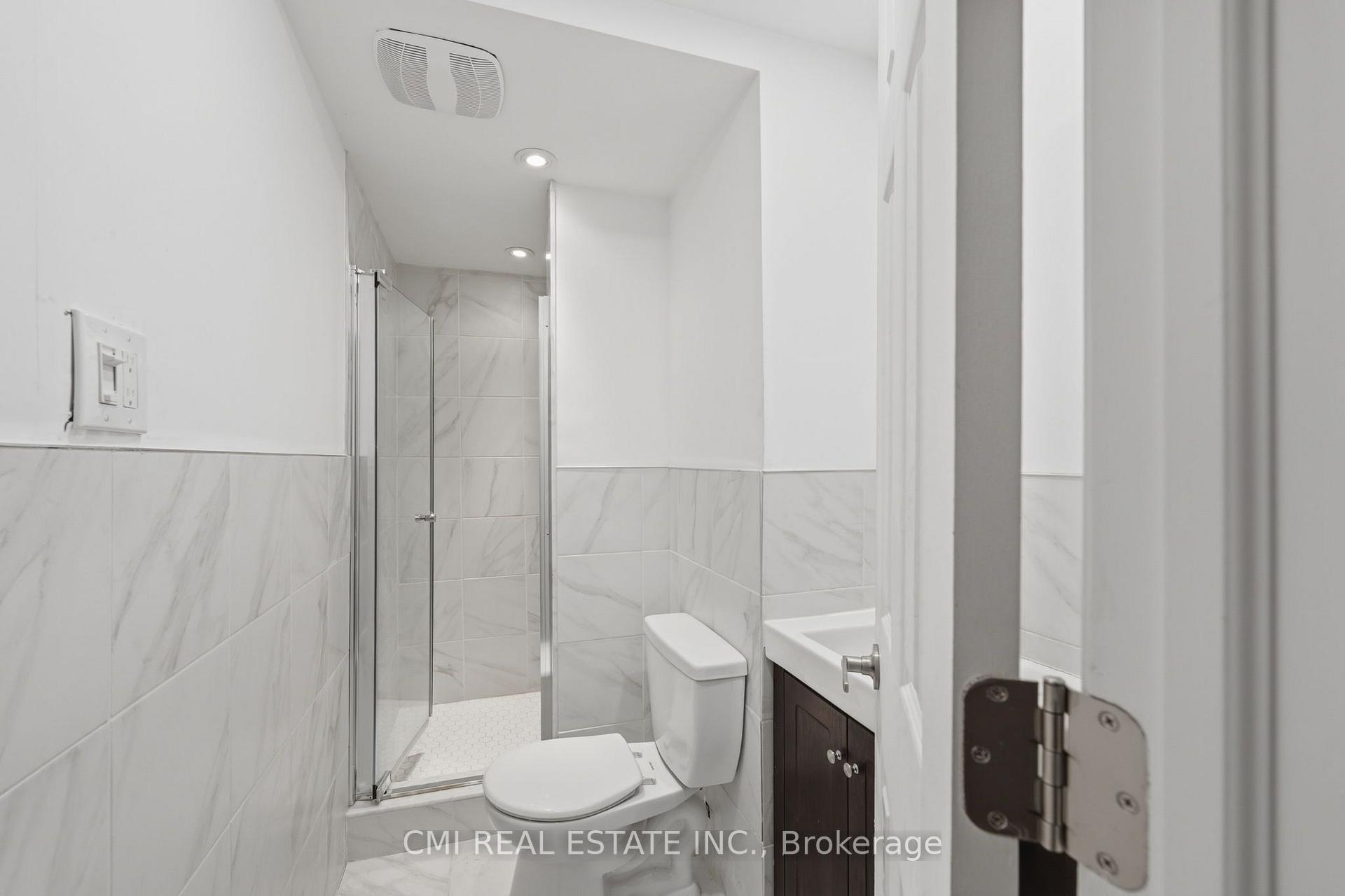 Photo 38 of Unit 7, 460 Woodmount Drive, Oshawa, Samac — HOMEH