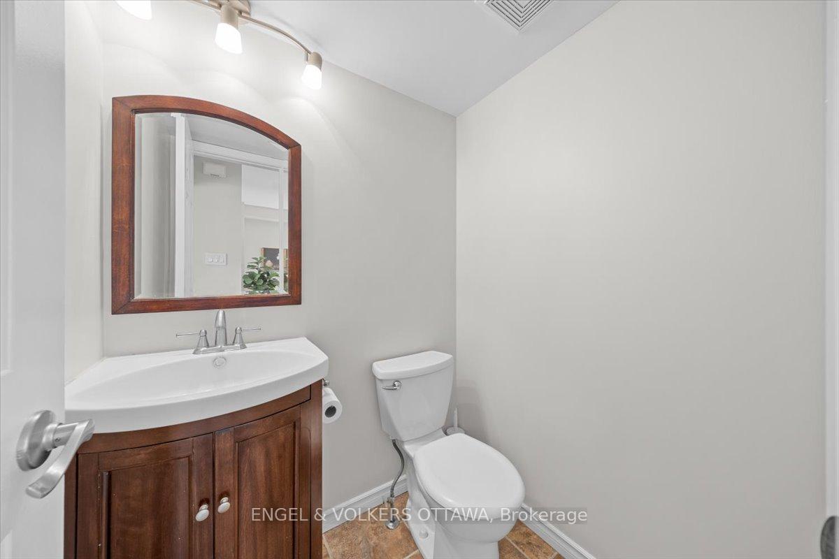 Photo 14 of Unit 4, 72 Greenfield Avenue, Ottawa, Ottawa East — HOMEH