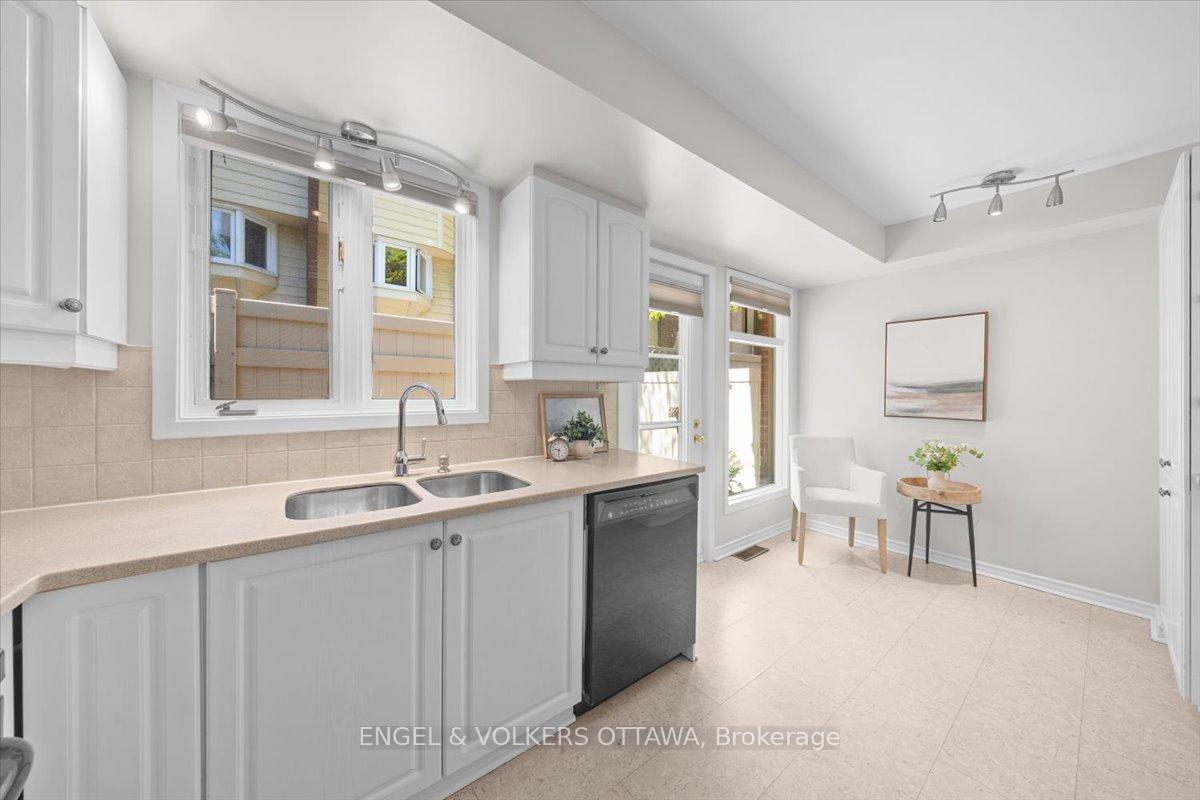 Photo 20 of Unit 4, 72 Greenfield Avenue, Ottawa, Ottawa East — HOMEH
