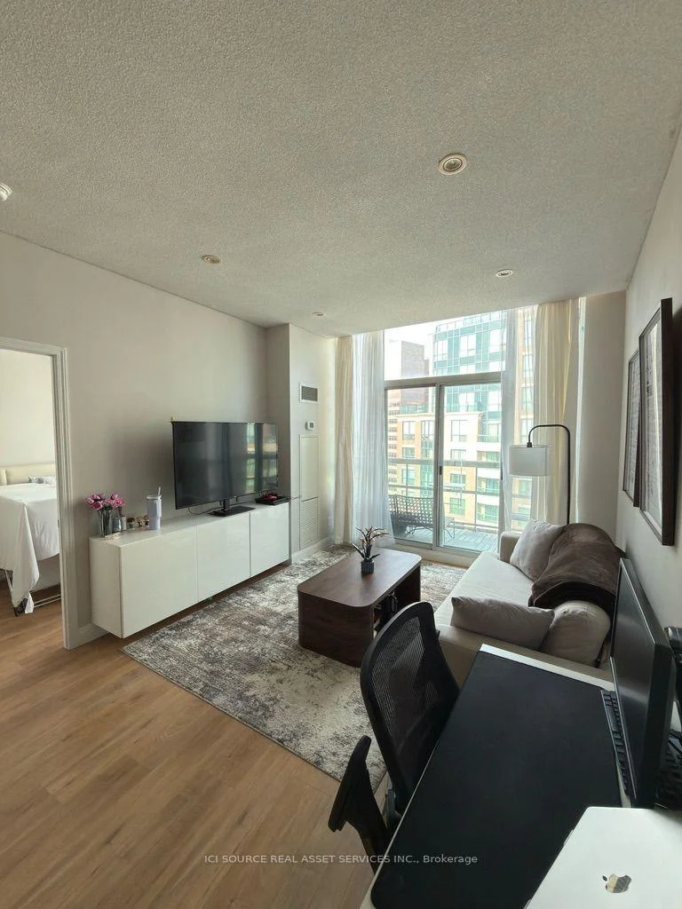 Photo 5 of Unit PH09, 509 Beecroft Road, North York, Willowdale West — HOMEH