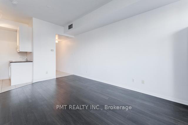 Photo 2 of Unit 427, 550 Front Street W, Toronto, Waterfront Communities — HOMEH
