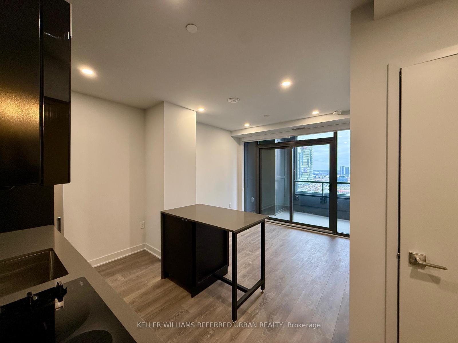 Photo 4 of Unit 1912, 2920 Highway 7, Vaughan, Concord — HOMEH