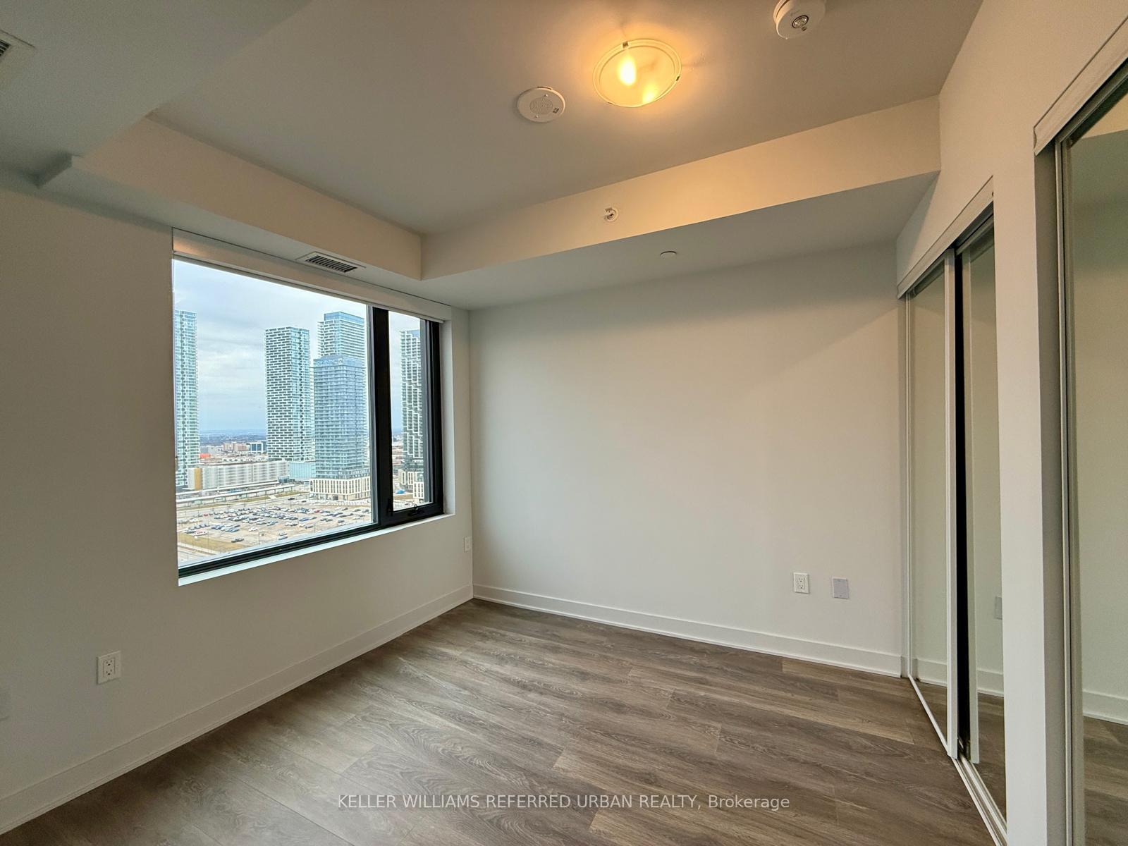 Photo 9 of Unit 1912, 2920 Highway 7, Vaughan, Concord — HOMEH