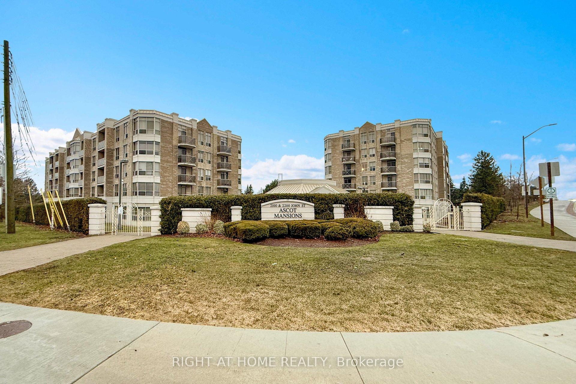 Photo 2 of Unit 216, 2100 John Street, Markham, German Mills — HOMEH