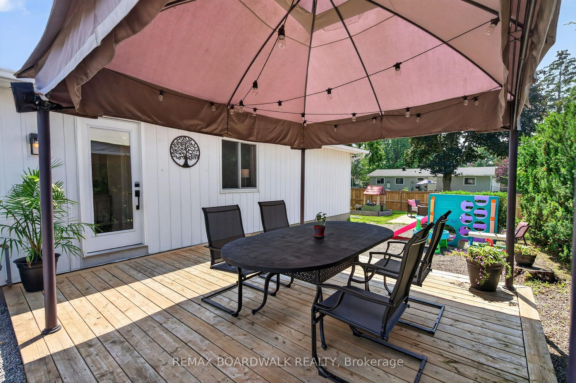 Photo 36 of 34 Binscarth Crescent, Ottawa, Kanata - Glencairn/Hazeldean — HOMEH