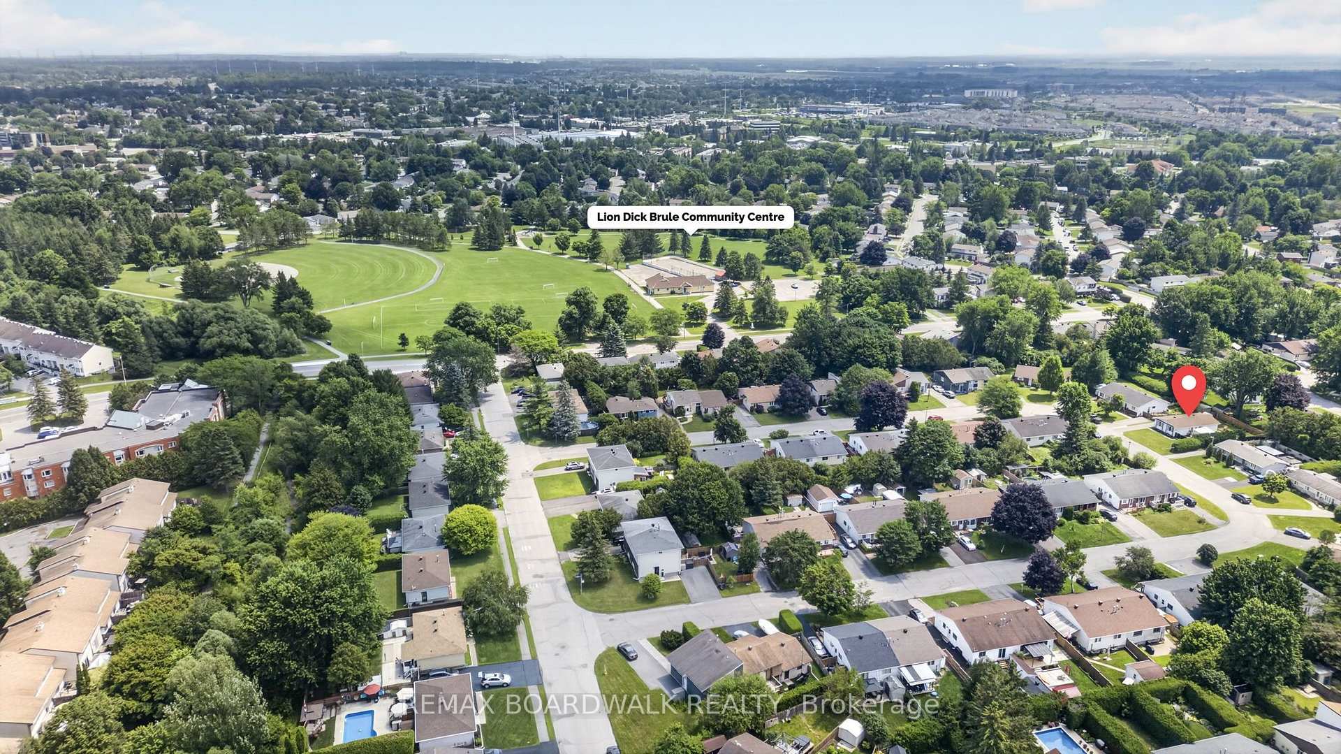 Photo 43 of 34 Binscarth Crescent, Ottawa, Kanata - Glencairn/Hazeldean — HOMEH