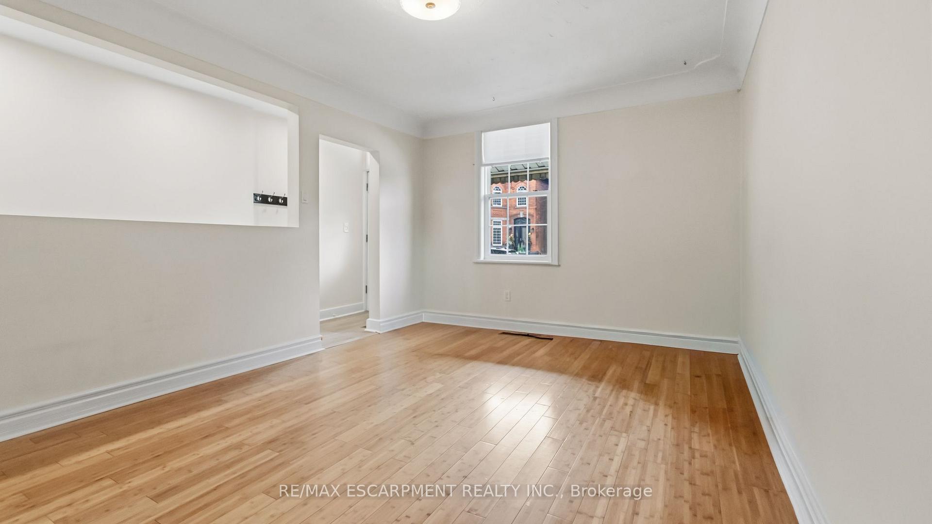 Photo 6 of 180 West Avenue N, Hamilton, Beasley — HOMEH