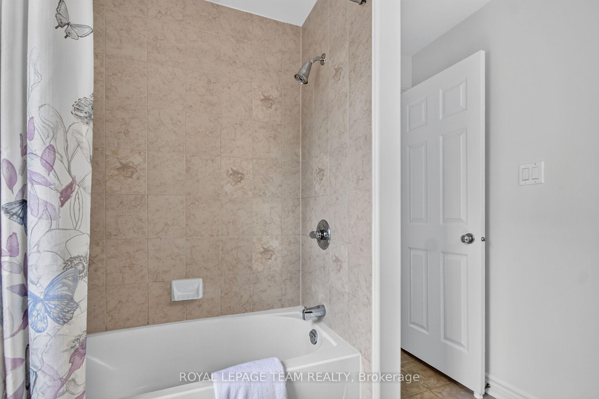 Photo 25 of Unit 3, 355 Paseo Private, Ottawa, Centrepointe — HOMEH