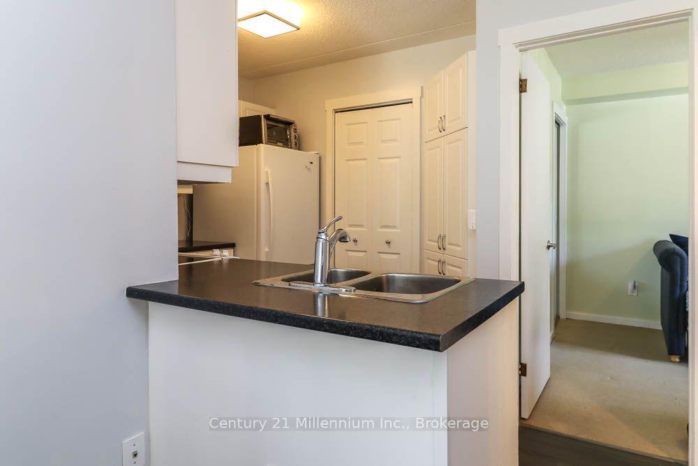 Photo 7 of Unit 6, 15 Dawson Drive, Collingwood — HOMEH