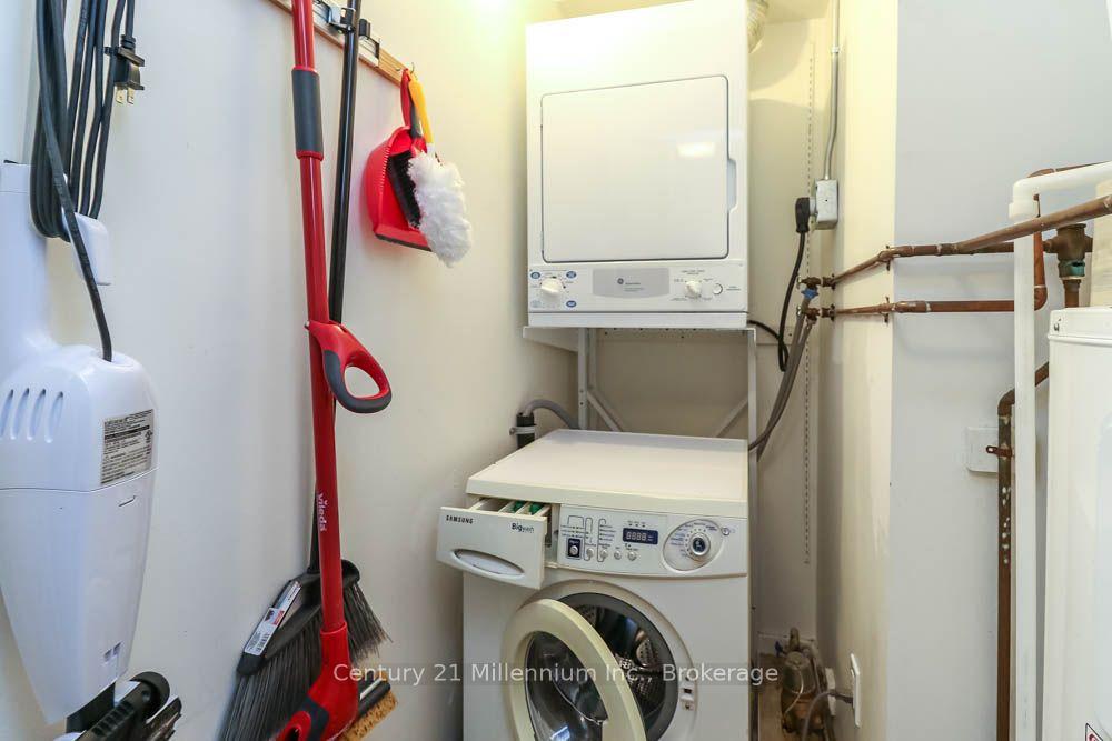 Photo 10 of Unit 6, 15 Dawson Drive, Collingwood — HOMEH