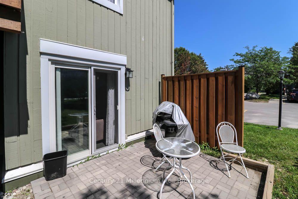 Photo 18 of Unit 6, 15 Dawson Drive, Collingwood — HOMEH