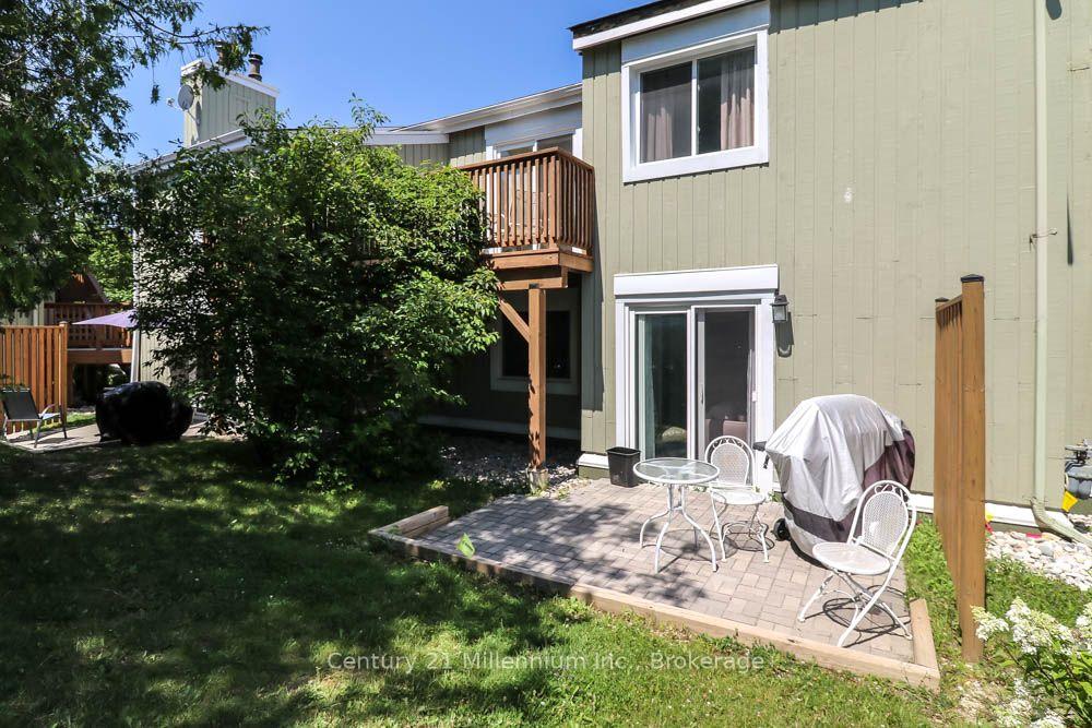 Photo 20 of Unit 6, 15 Dawson Drive, Collingwood — HOMEH