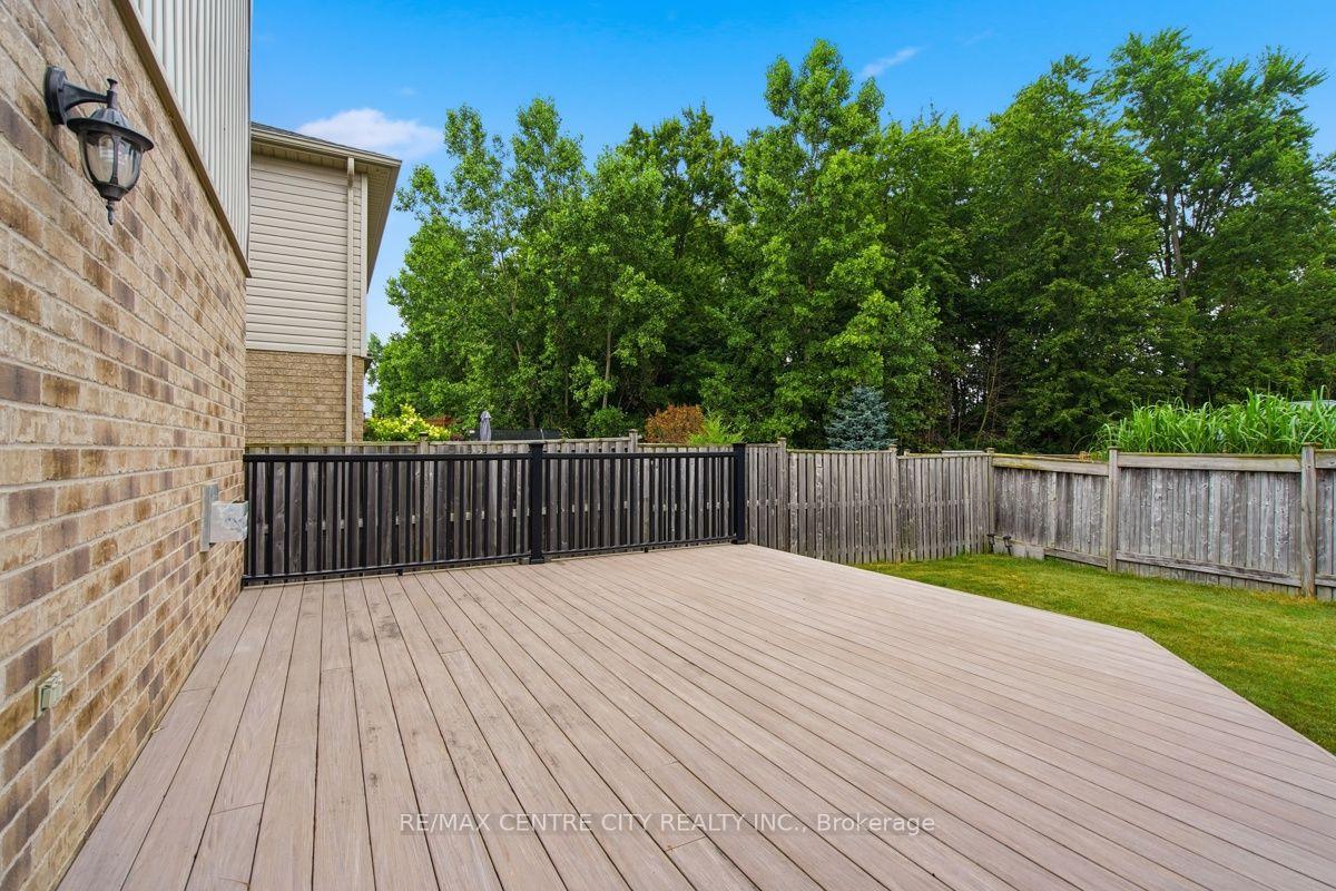 Photo 39 of 1982 Denview Avenue, London, North S — HOMEH