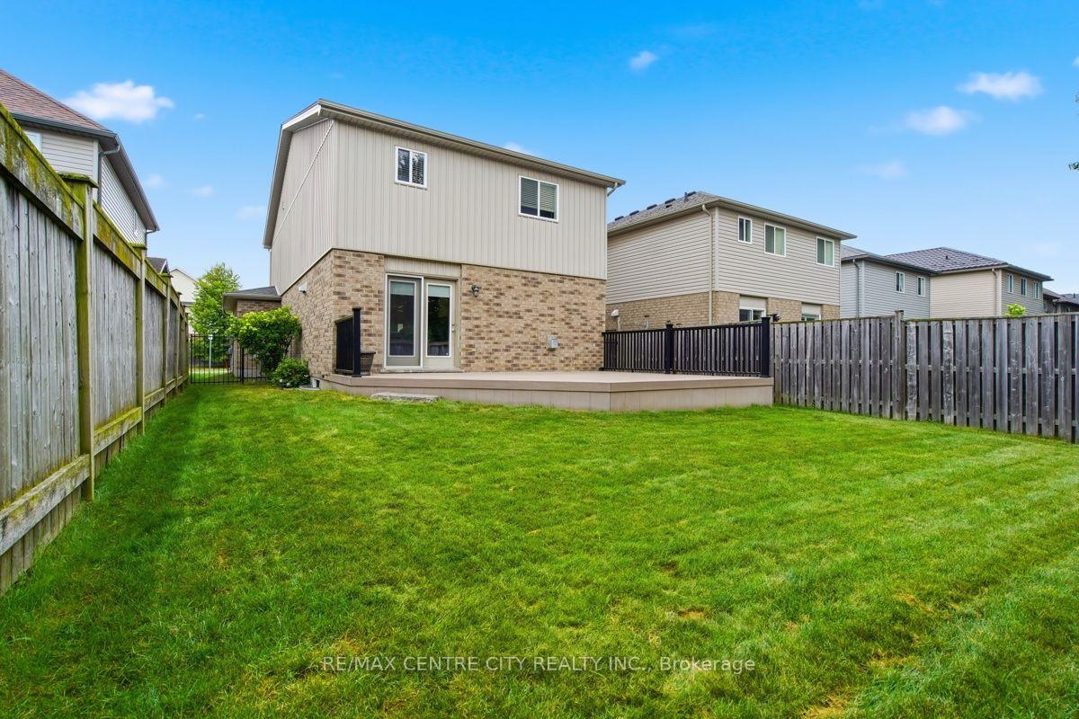 Photo 46 of 1982 Denview Avenue, London, North S — HOMEH