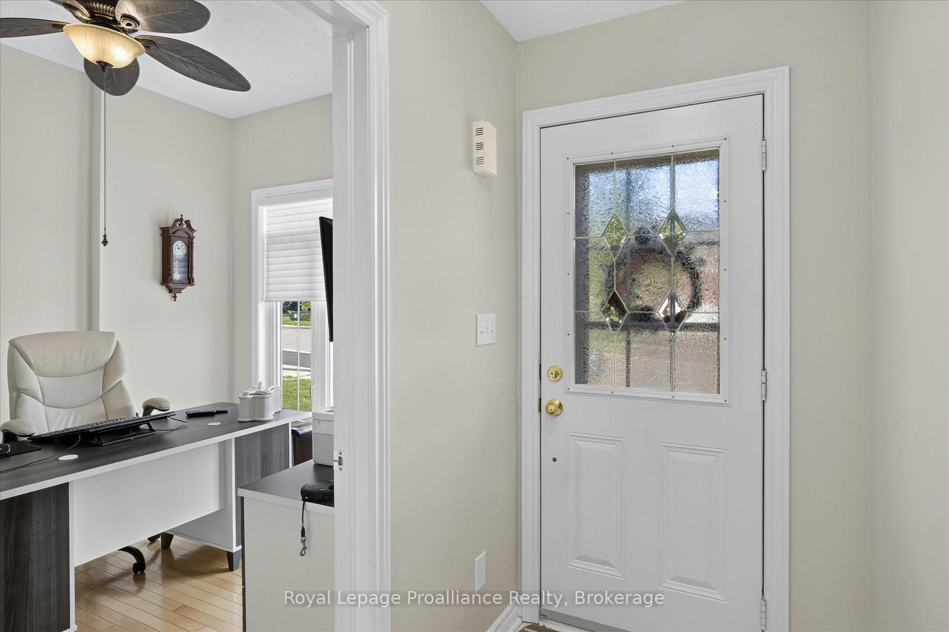 Photo 5 of 541 Garbutt Terrace, Peterborough, Northcrest Ward 5 — HOMEH