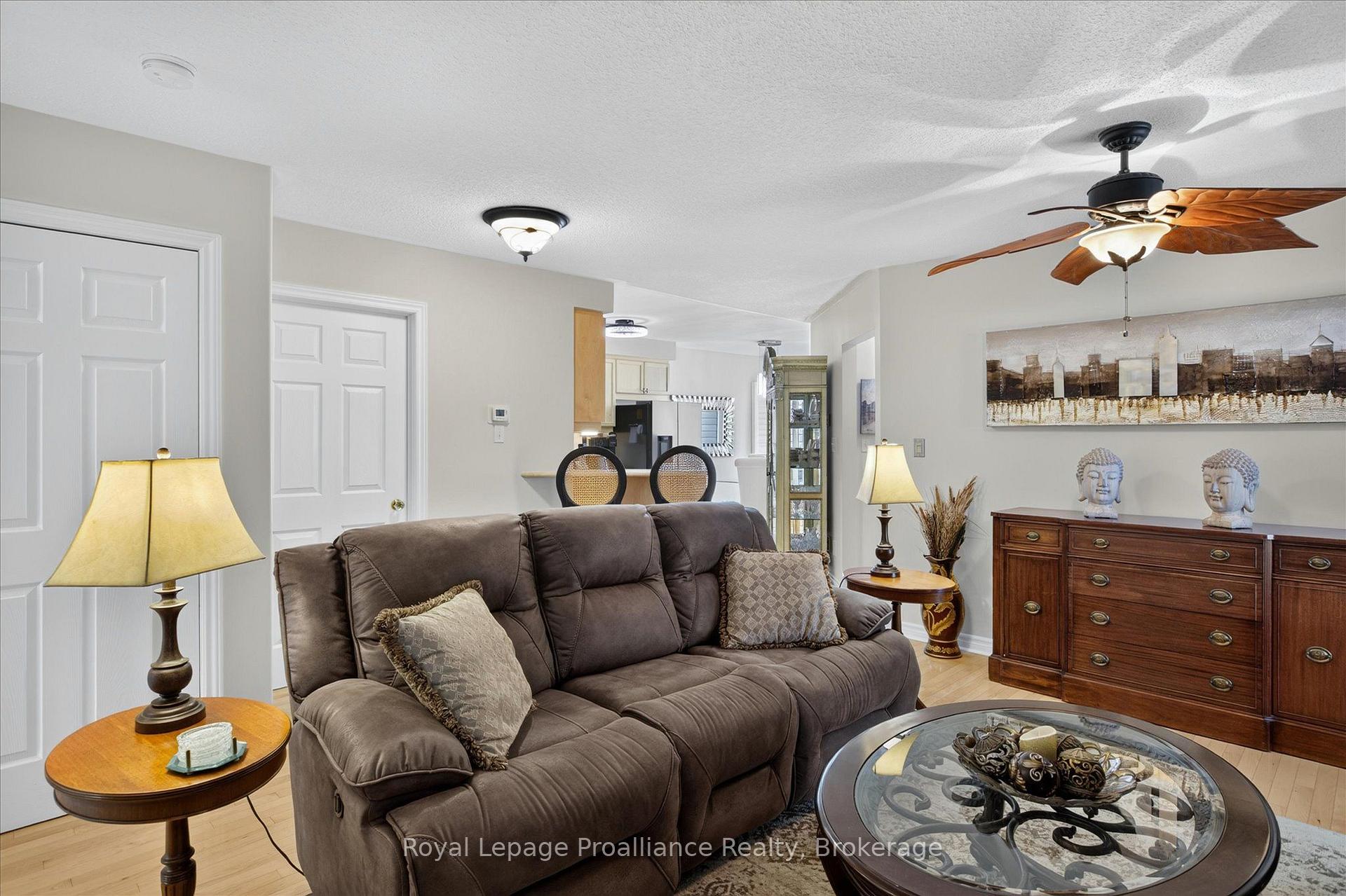 Photo 12 of 541 Garbutt Terrace, Peterborough, Northcrest Ward 5 — HOMEH