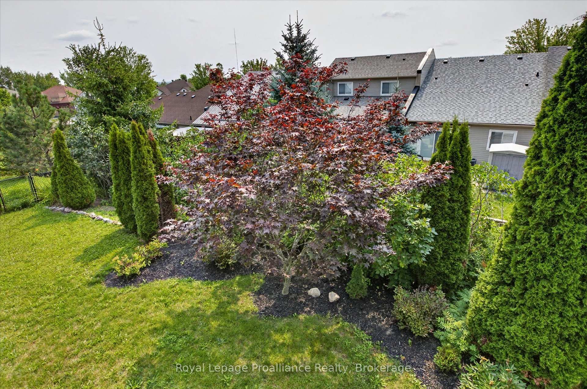 Photo 41 of 541 Garbutt Terrace, Peterborough, Northcrest Ward 5 — HOMEH