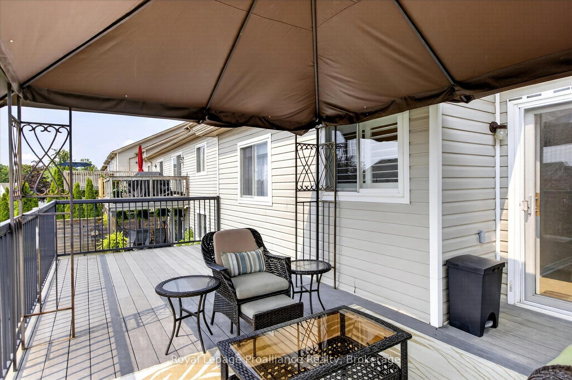 Photo 43 of 541 Garbutt Terrace, Peterborough, Northcrest Ward 5 — HOMEH