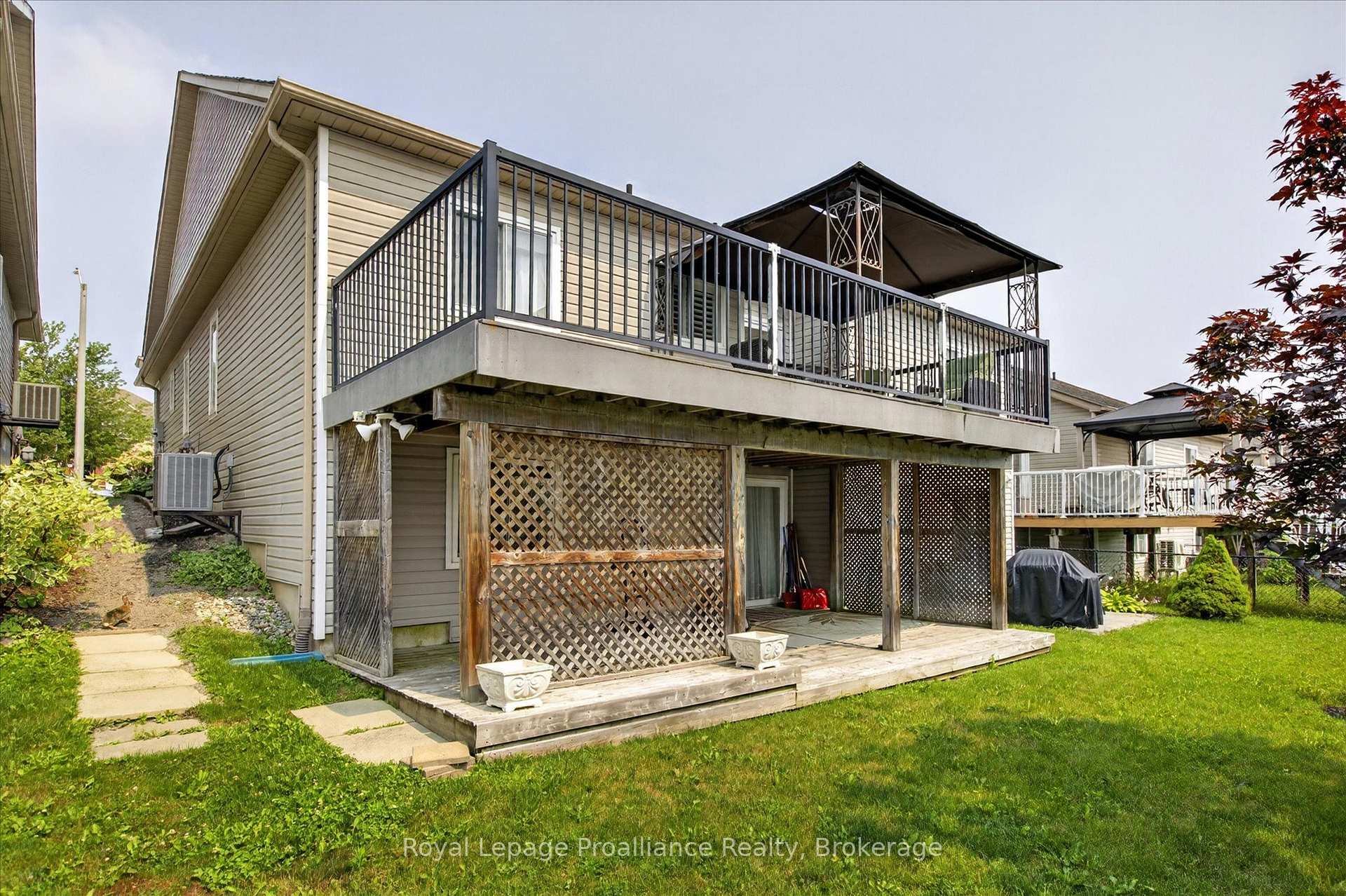Photo 45 of 541 Garbutt Terrace, Peterborough, Northcrest Ward 5 — HOMEH